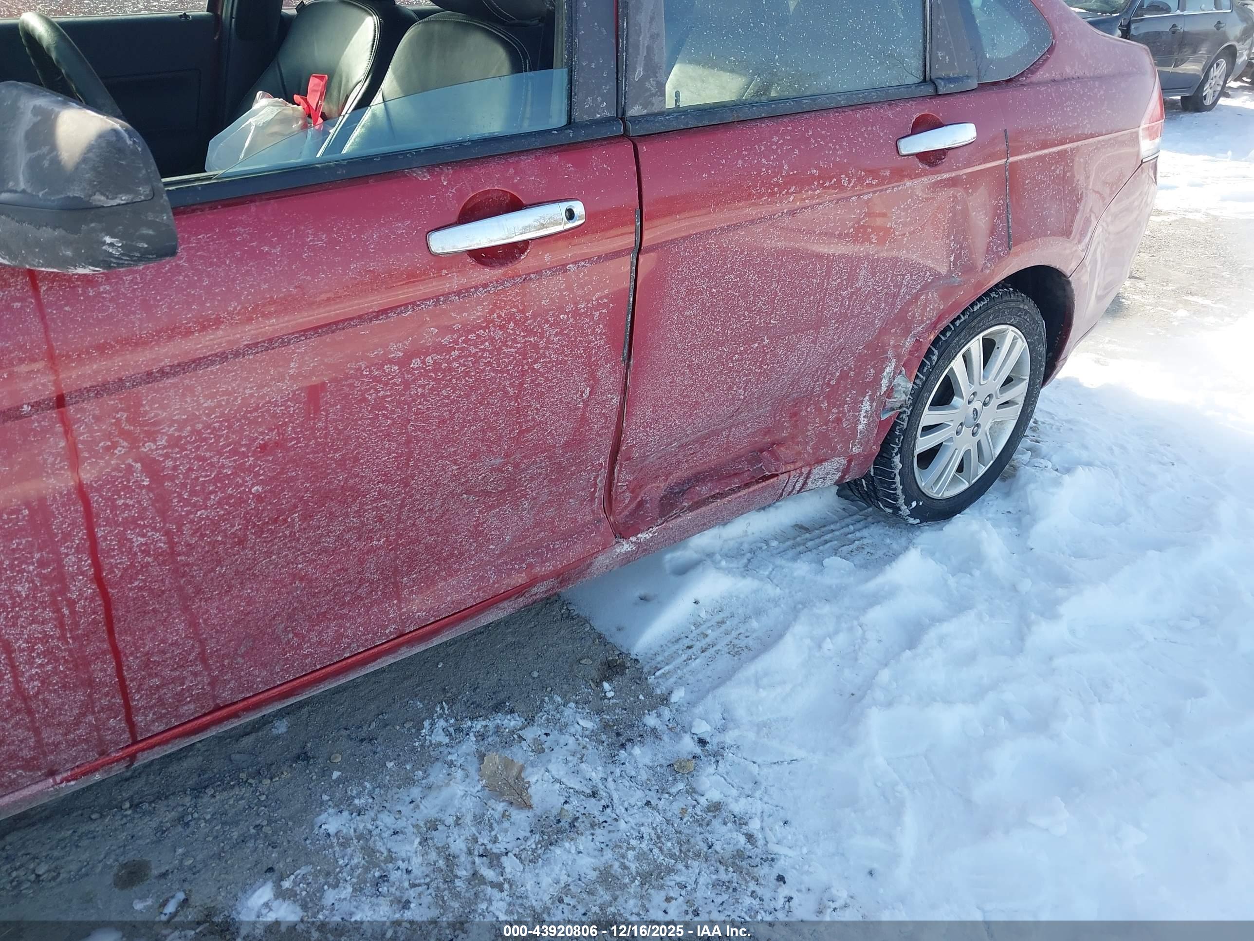 FORD FOCUS image 6