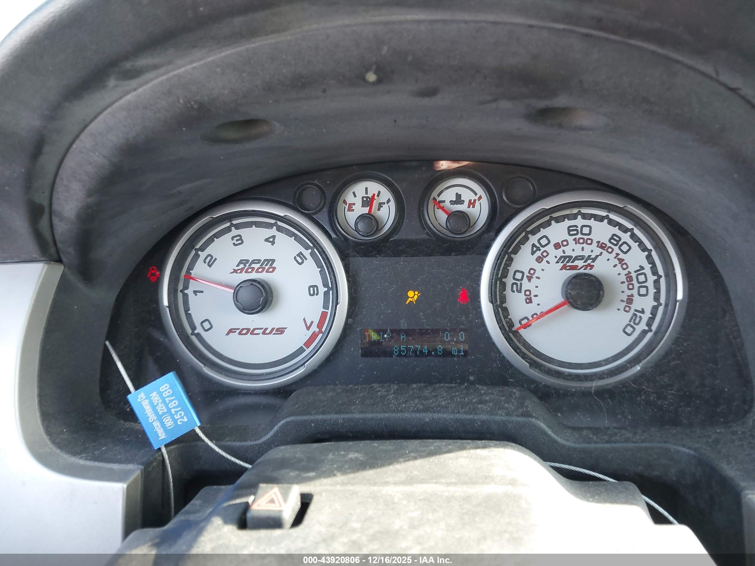 FORD FOCUS image 7