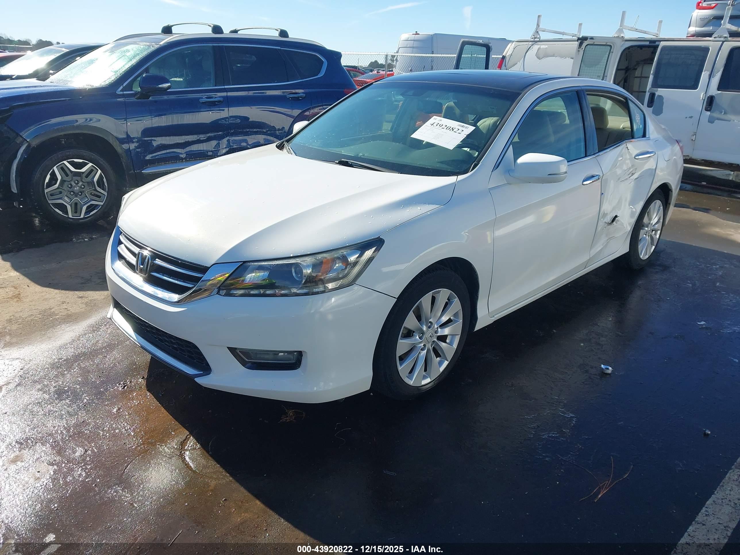 HONDA ACCORD image 2