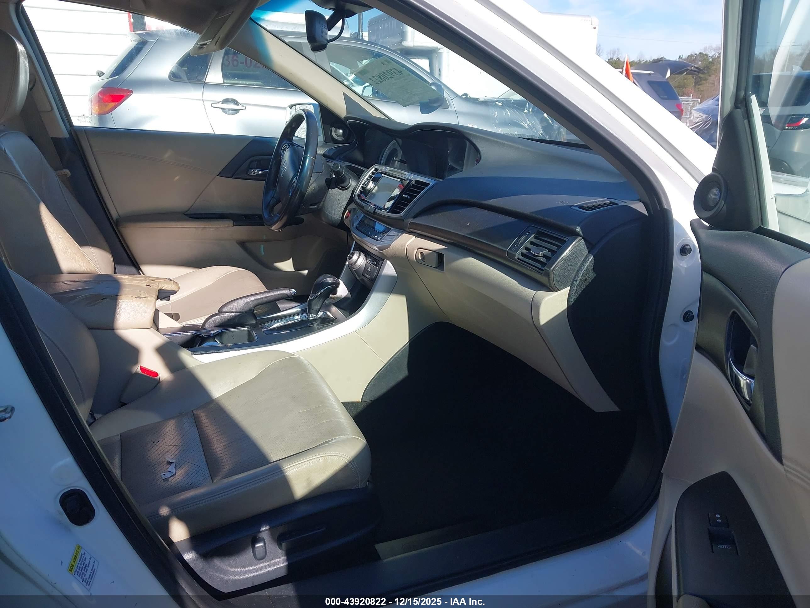 HONDA ACCORD image 5