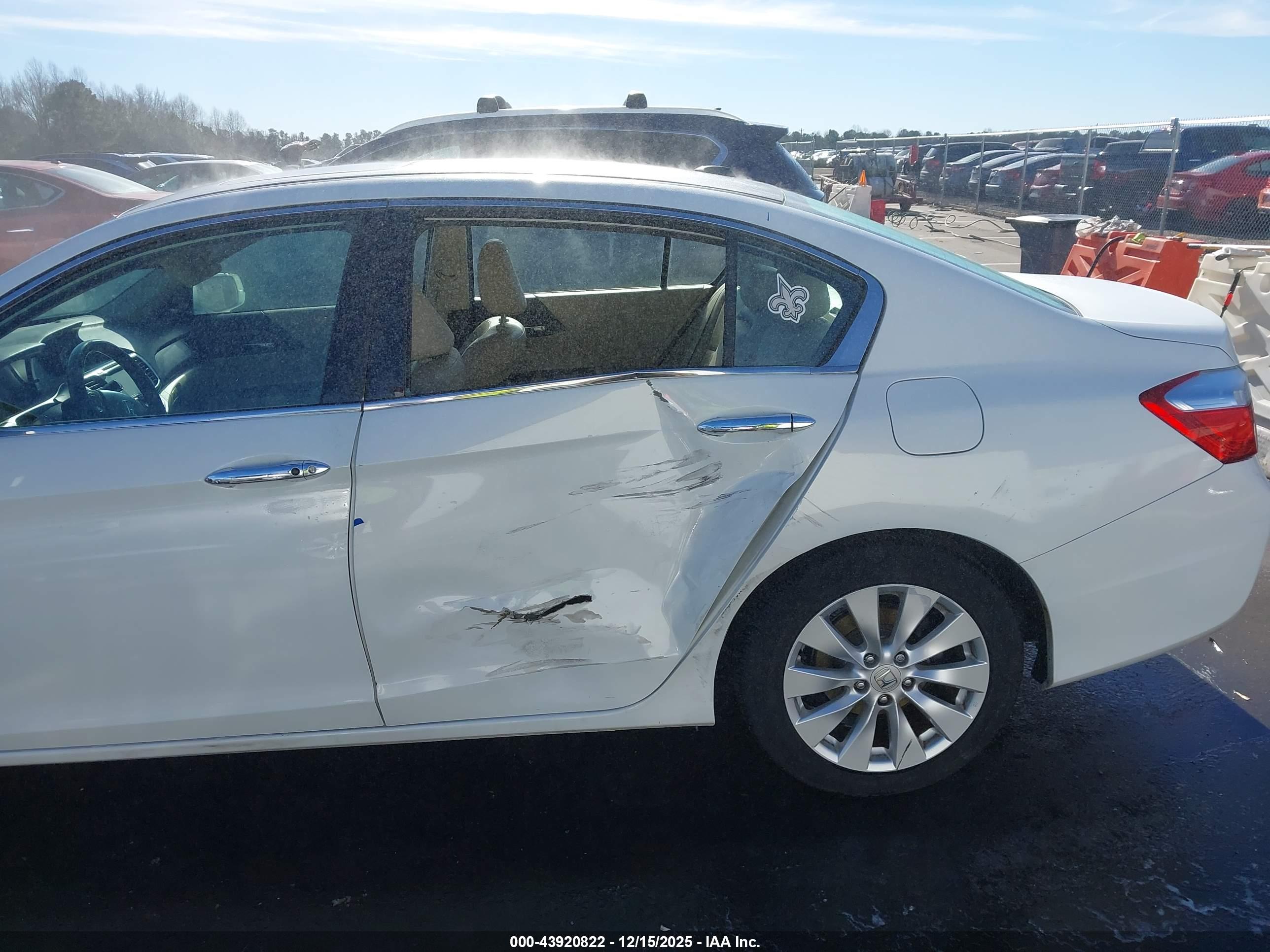 HONDA ACCORD image 6