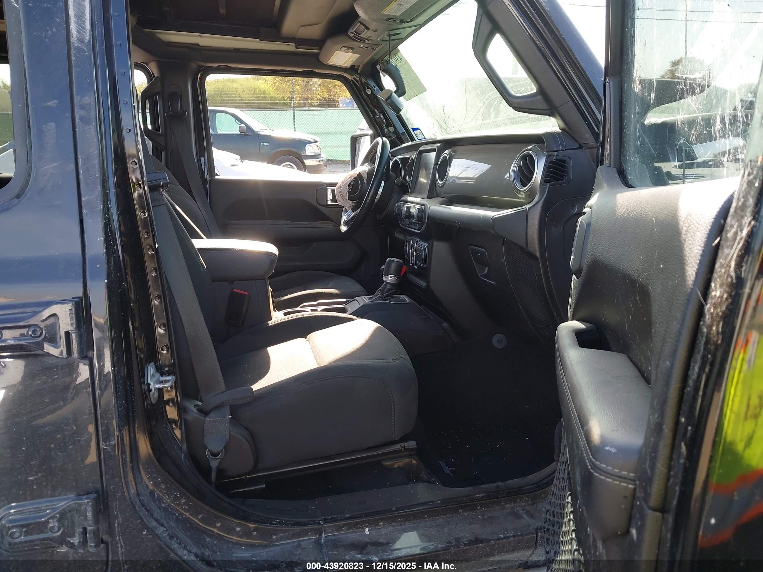 JEEP WRANGLER image 5