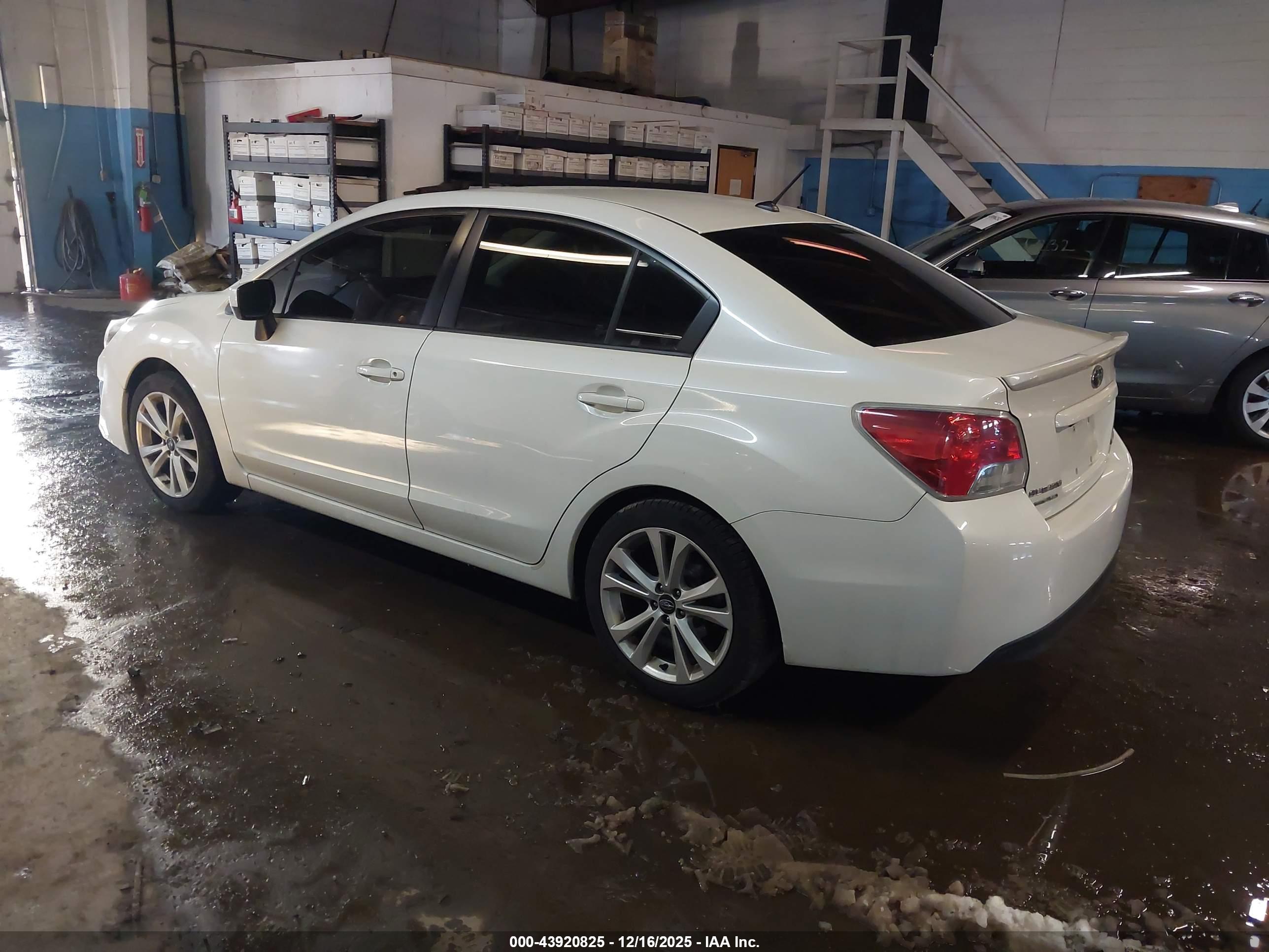 SUBARU IMPREZA image 3