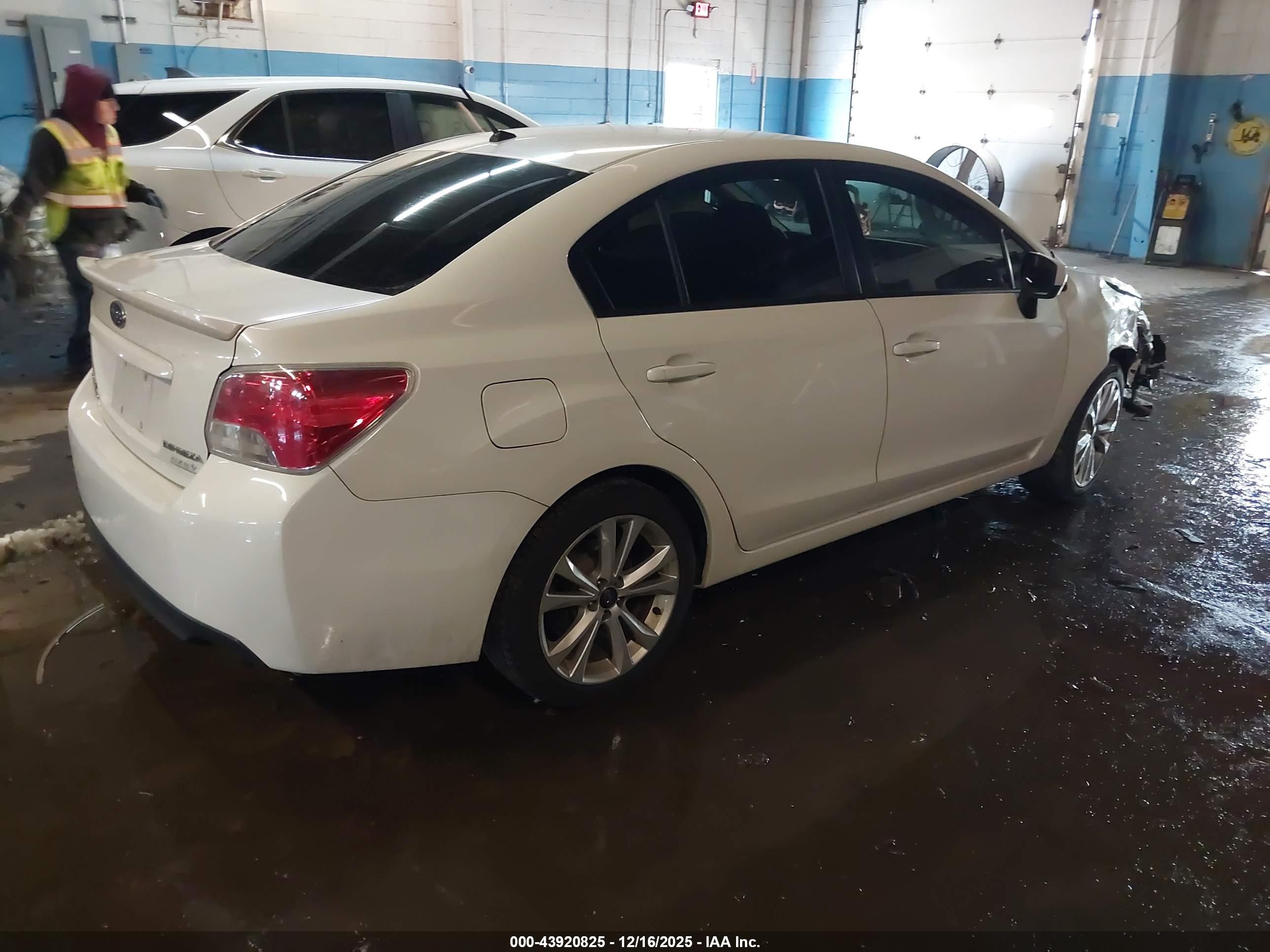 SUBARU IMPREZA image 4