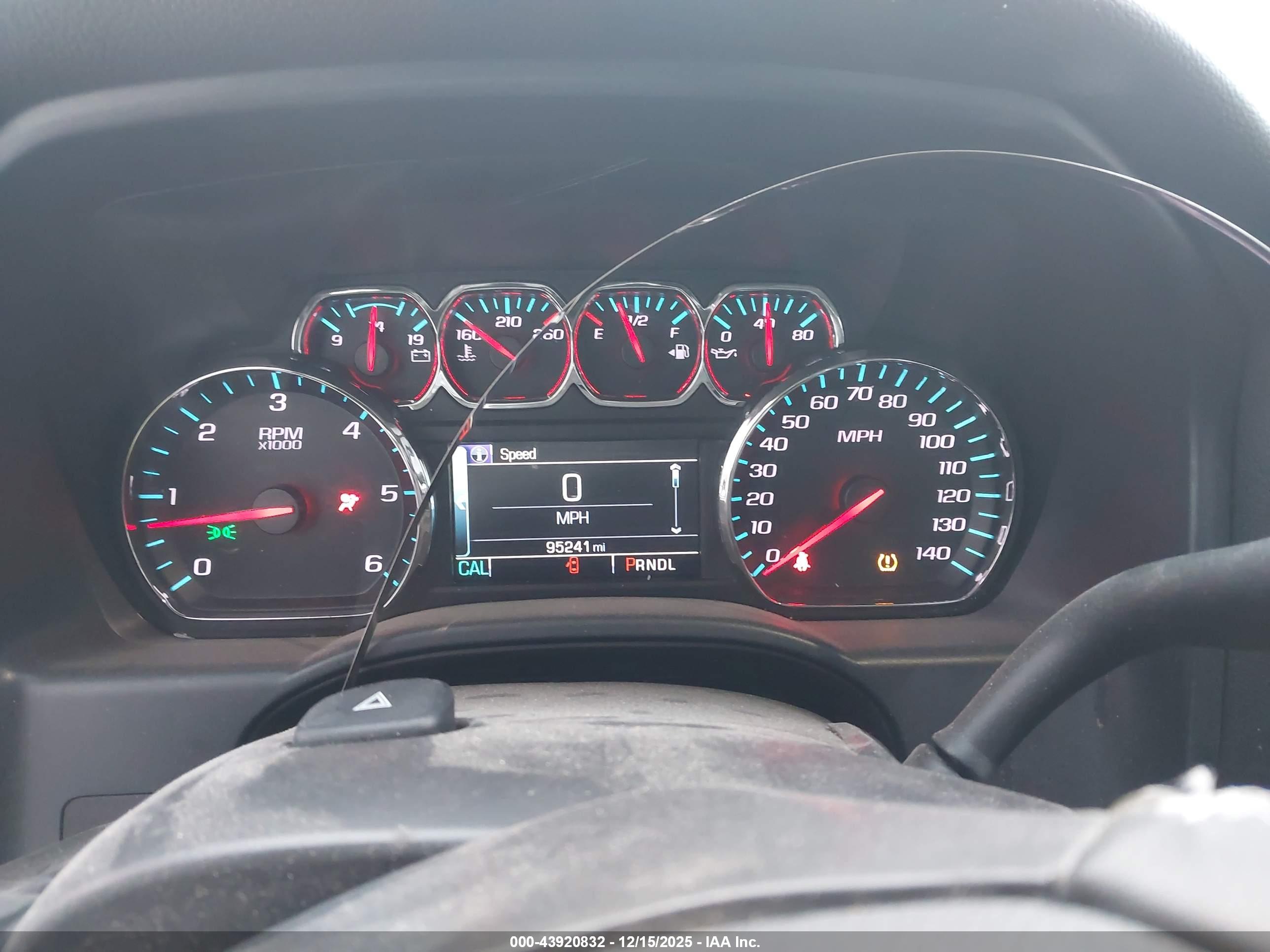 CHEVROLET SILVERADO image 7