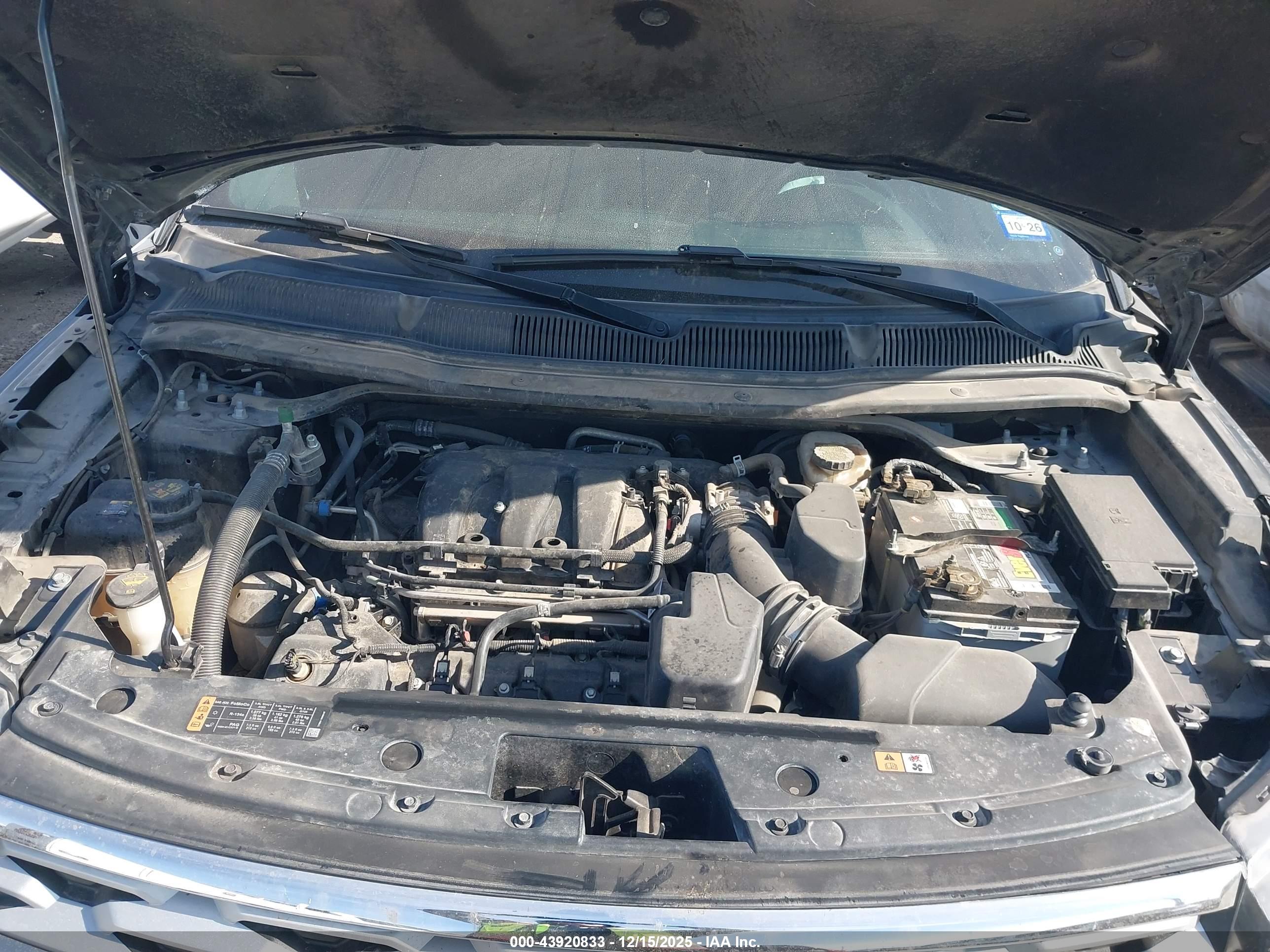 FORD EXPLORER image 10