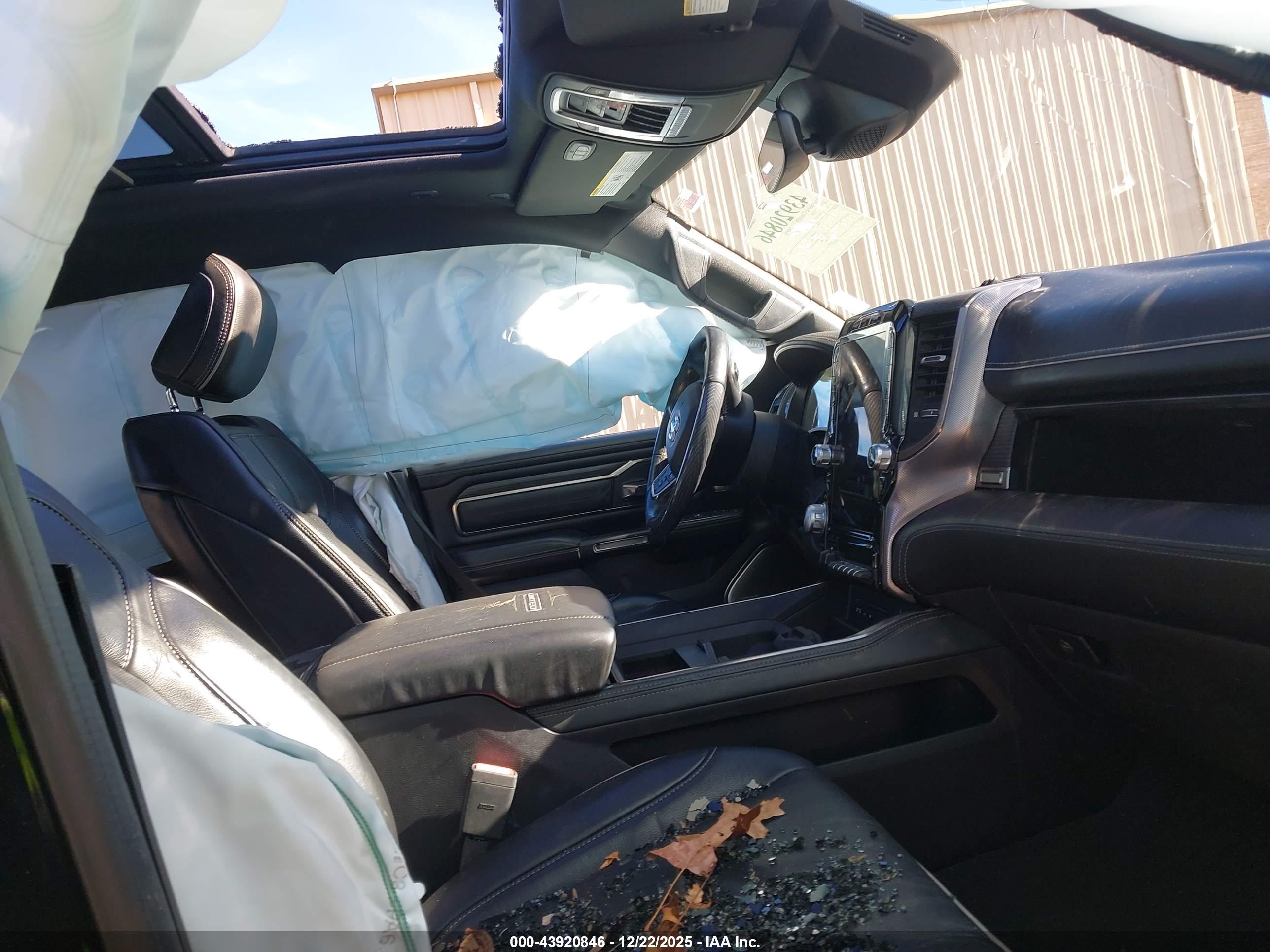 RAM 1500 image 5