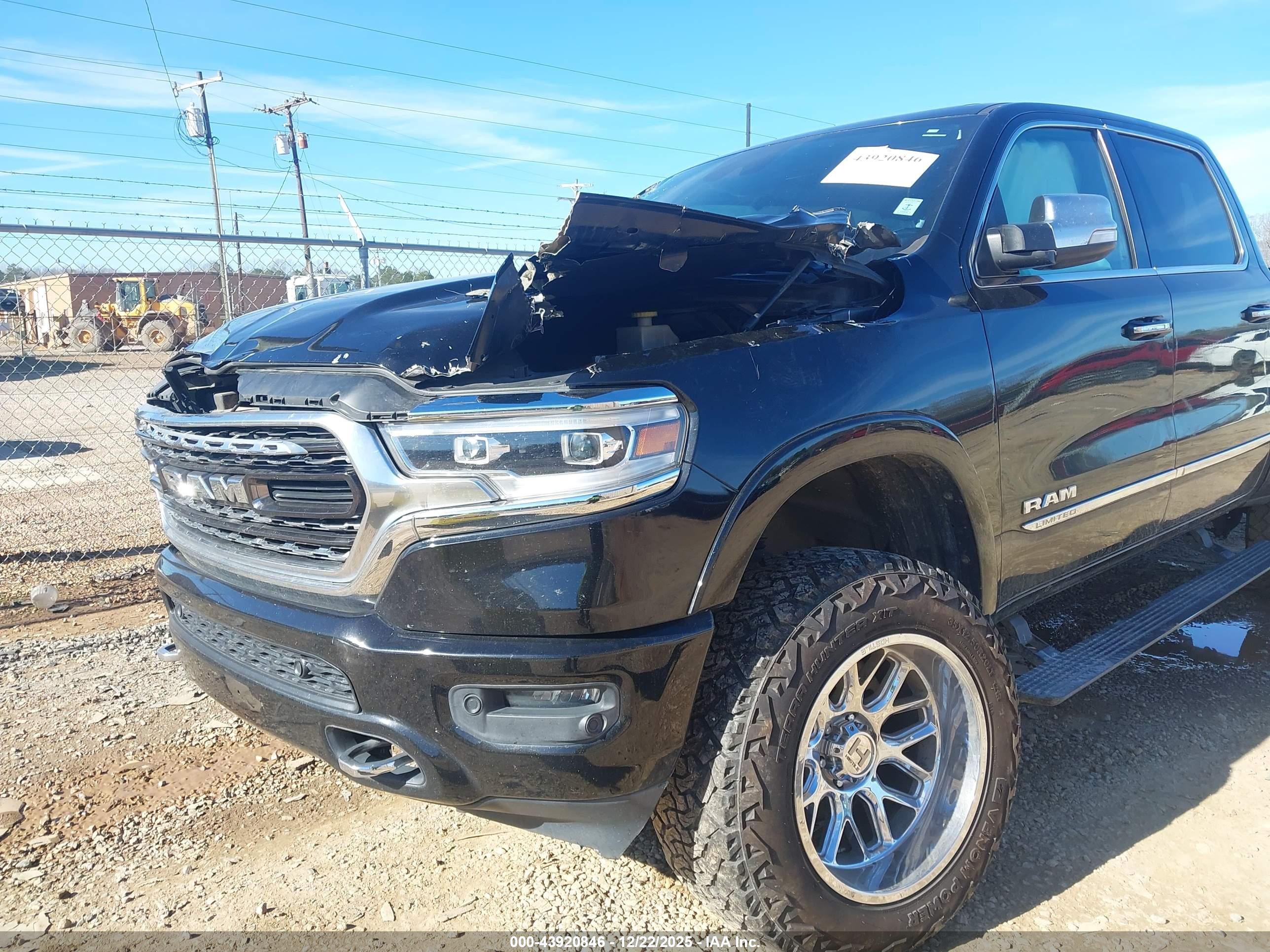 RAM 1500 image 6