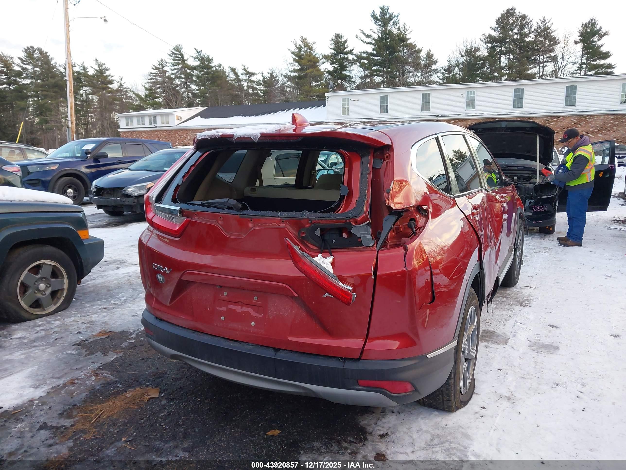 HONDA CR-V image 4