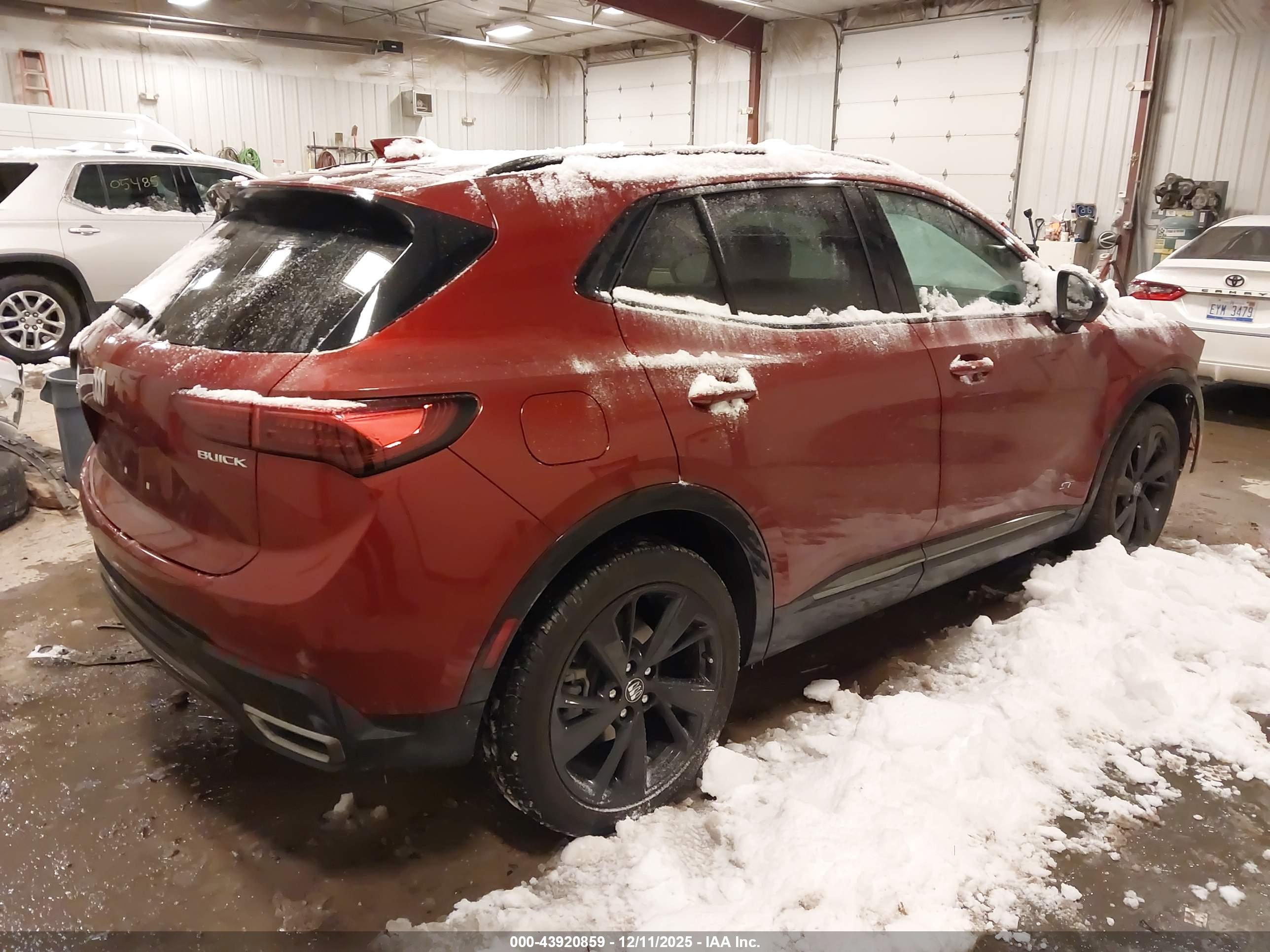 BUICK ENVISION image 4