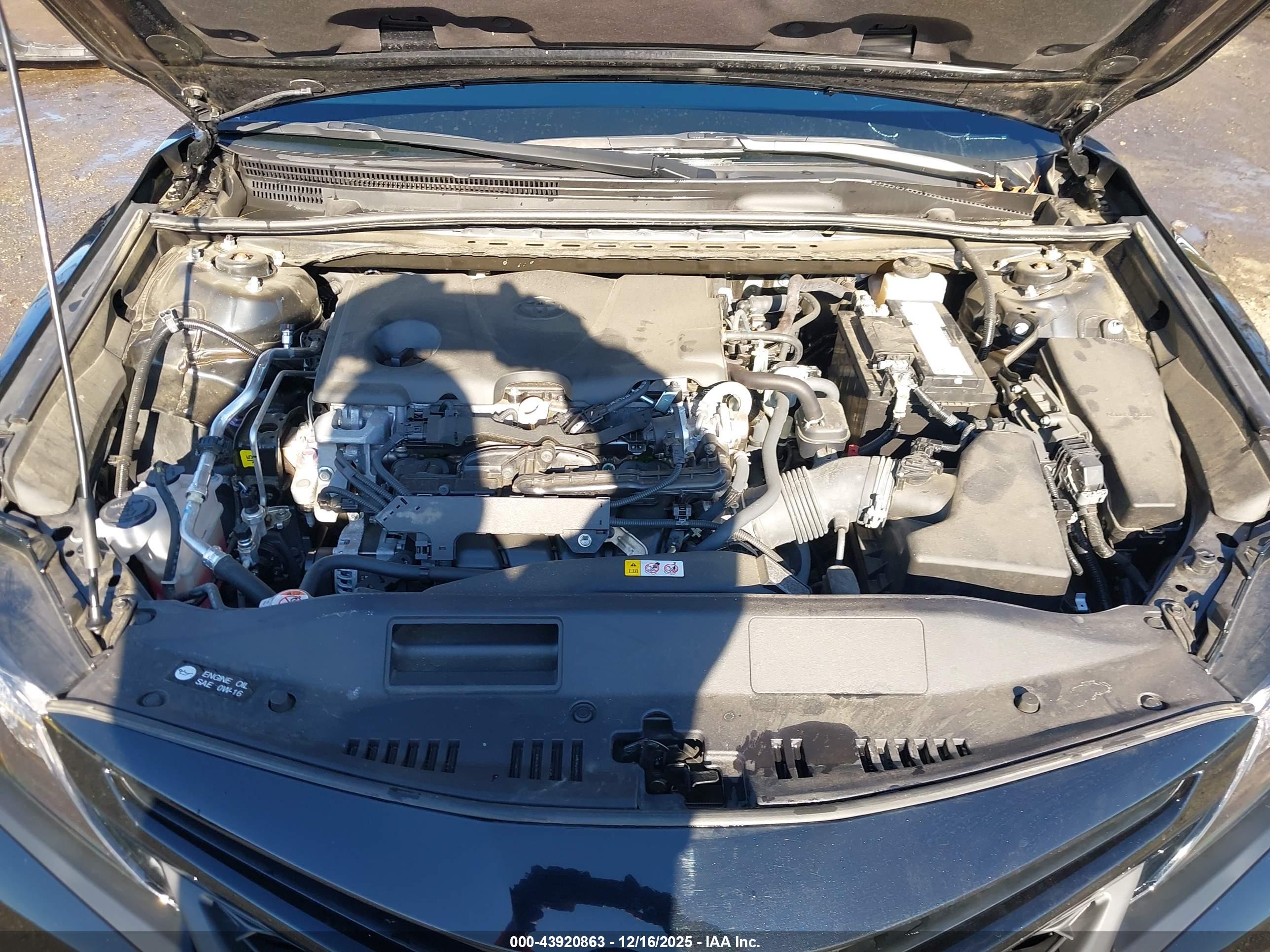 TOYOTA CAMRY image 10