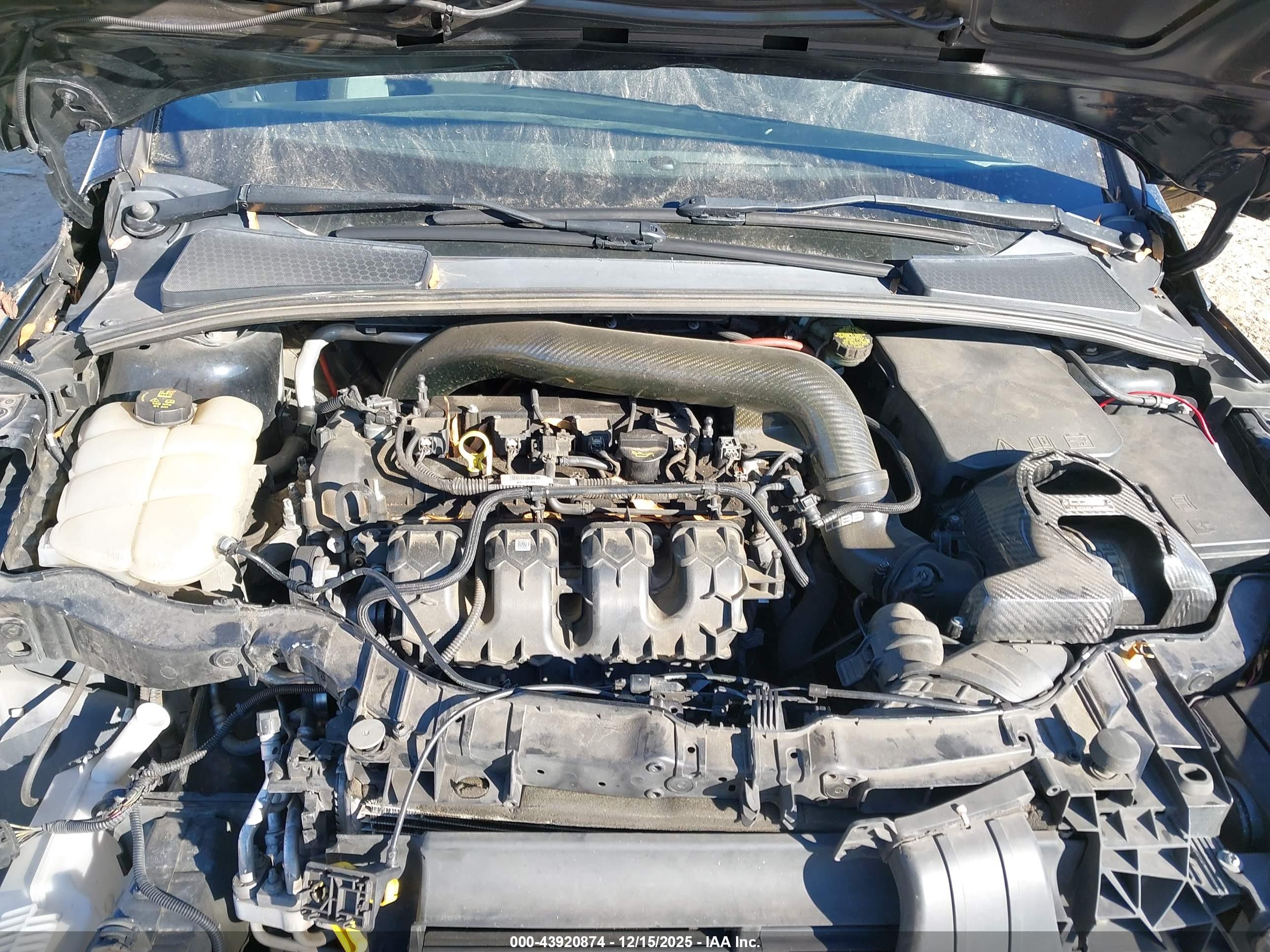 FORD FOCUS image 10