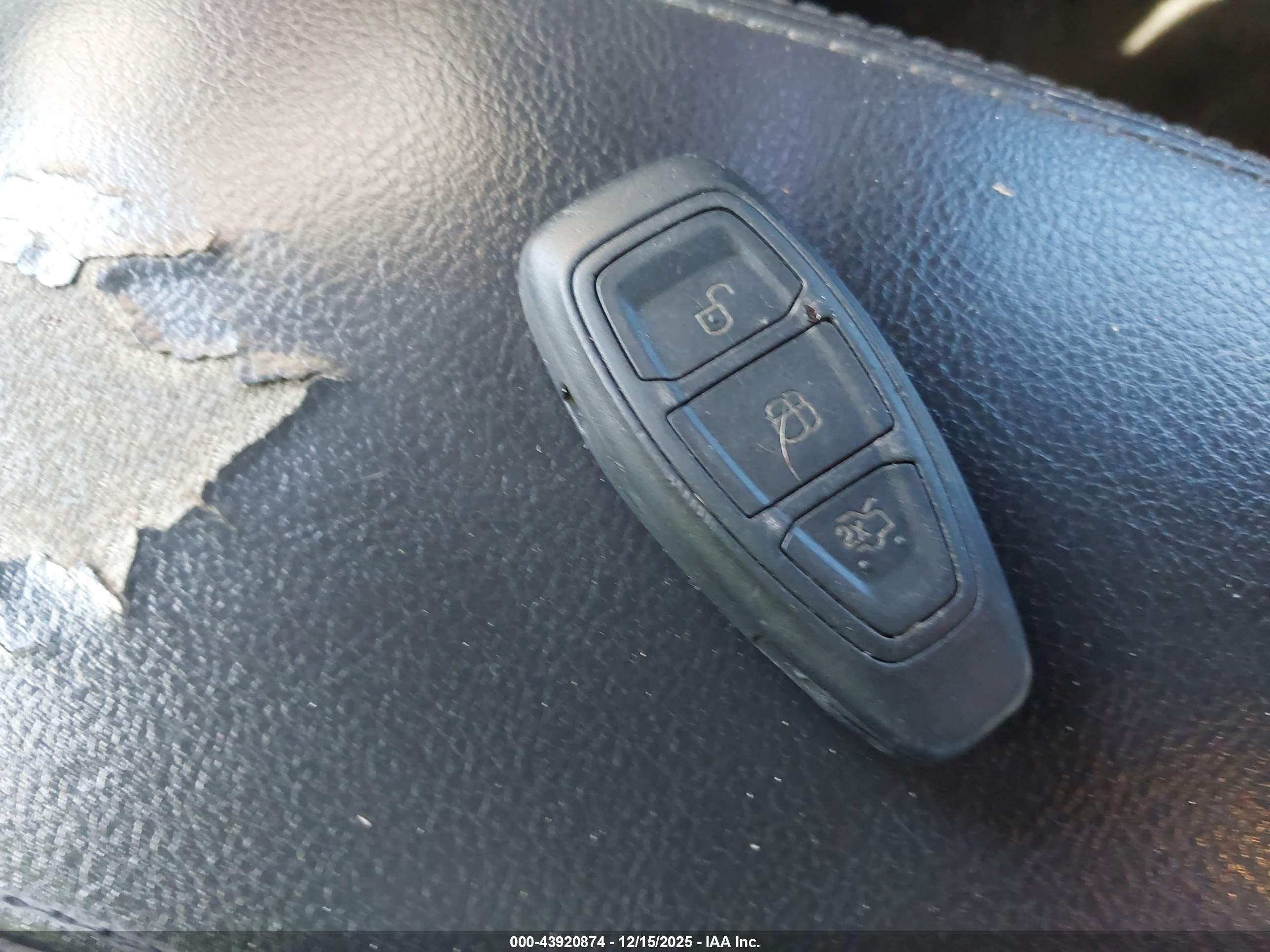 FORD FOCUS image 11