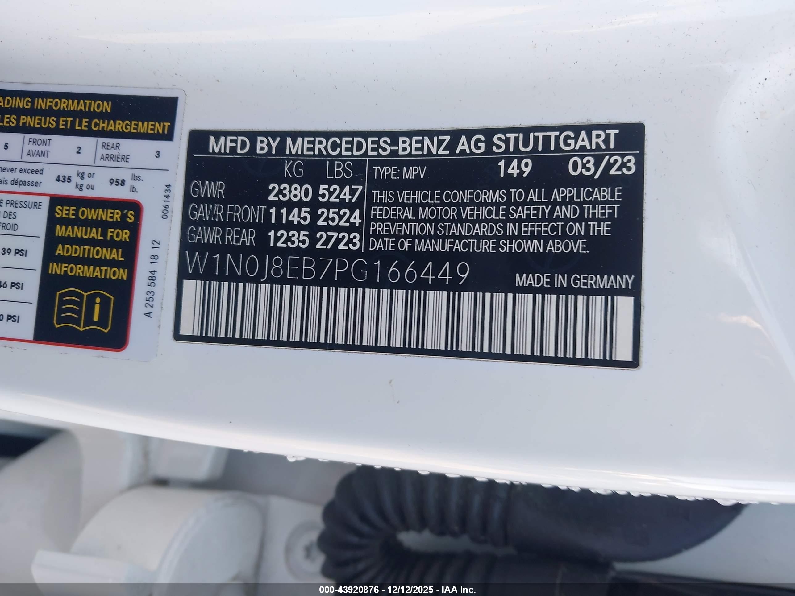 MERCEDES-BENZ GLC image 9