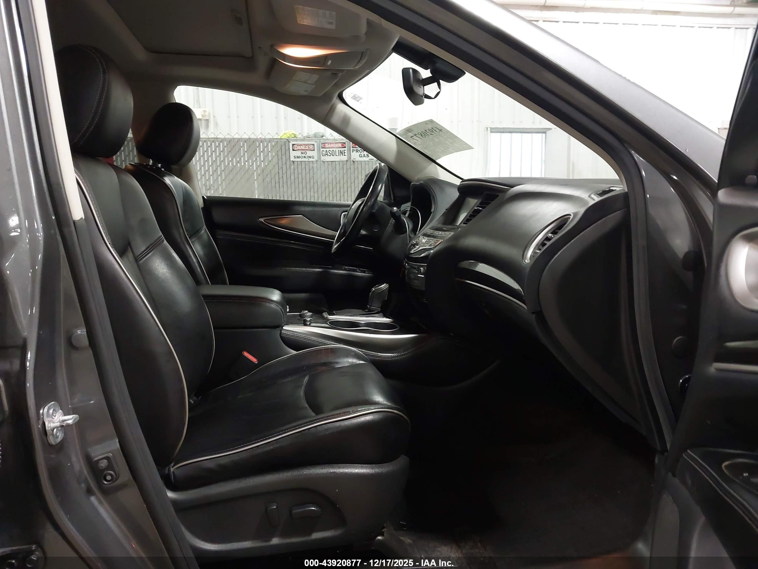 INFINITI QX60 image 5