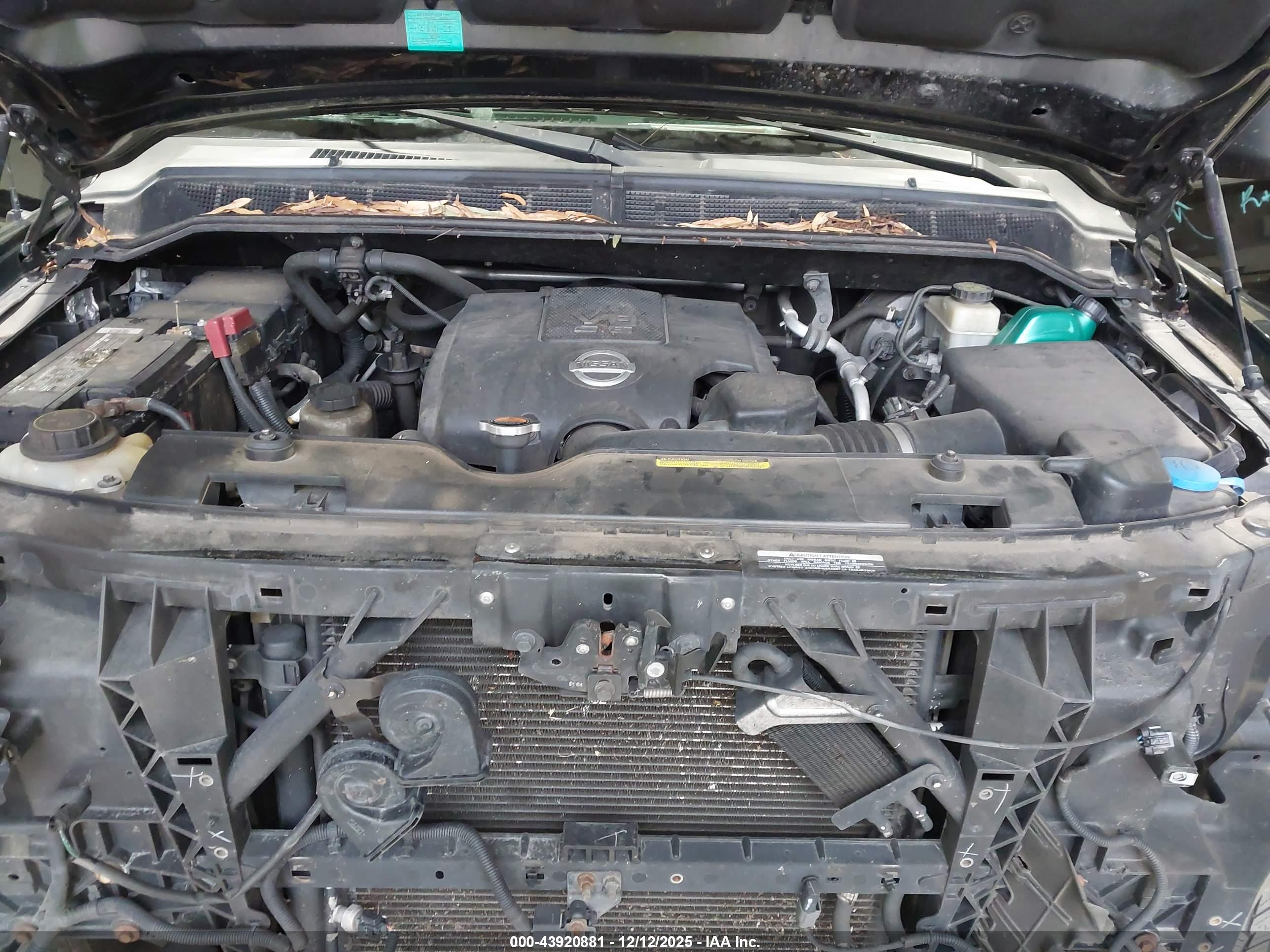NISSAN TITAN image 10