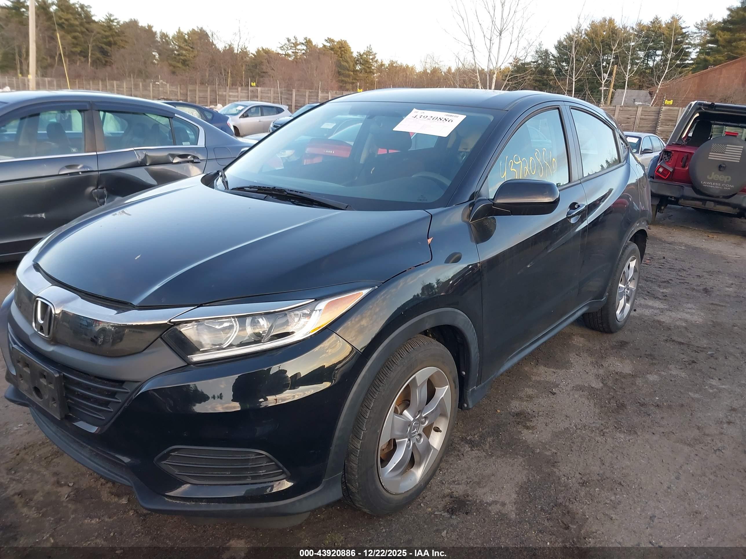 HONDA HR-V image 2