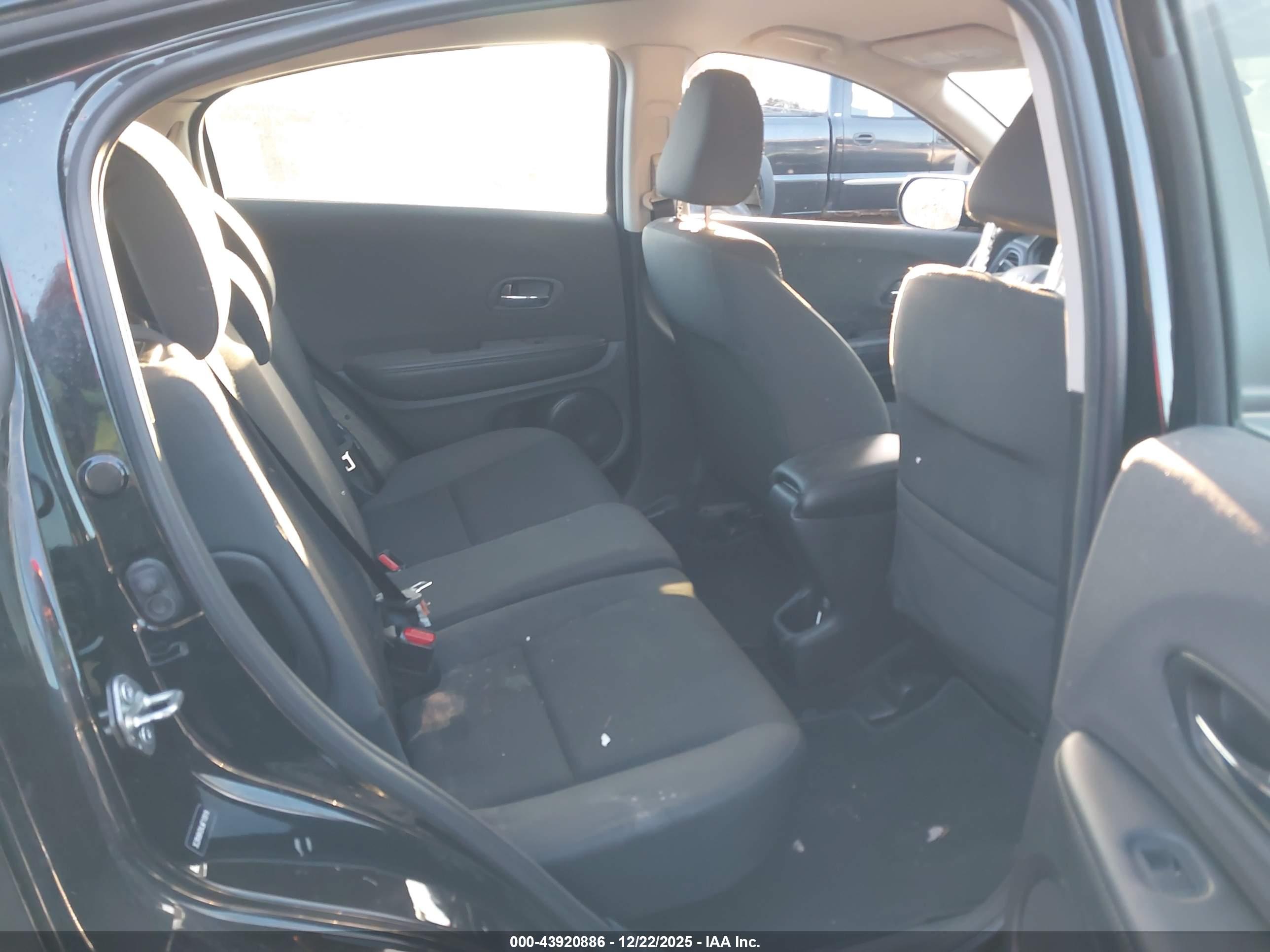 HONDA HR-V image 8