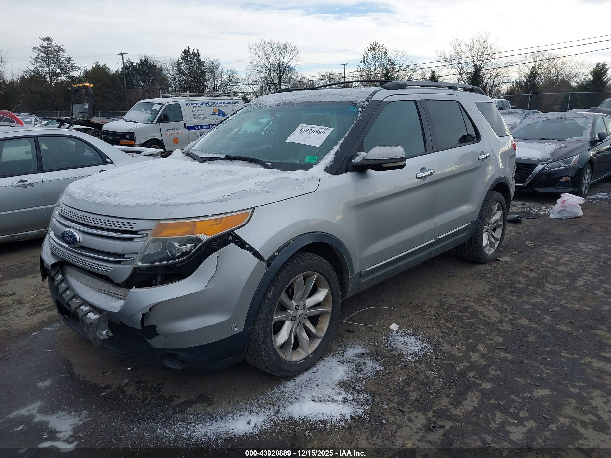 FORD EXPLORER image 2