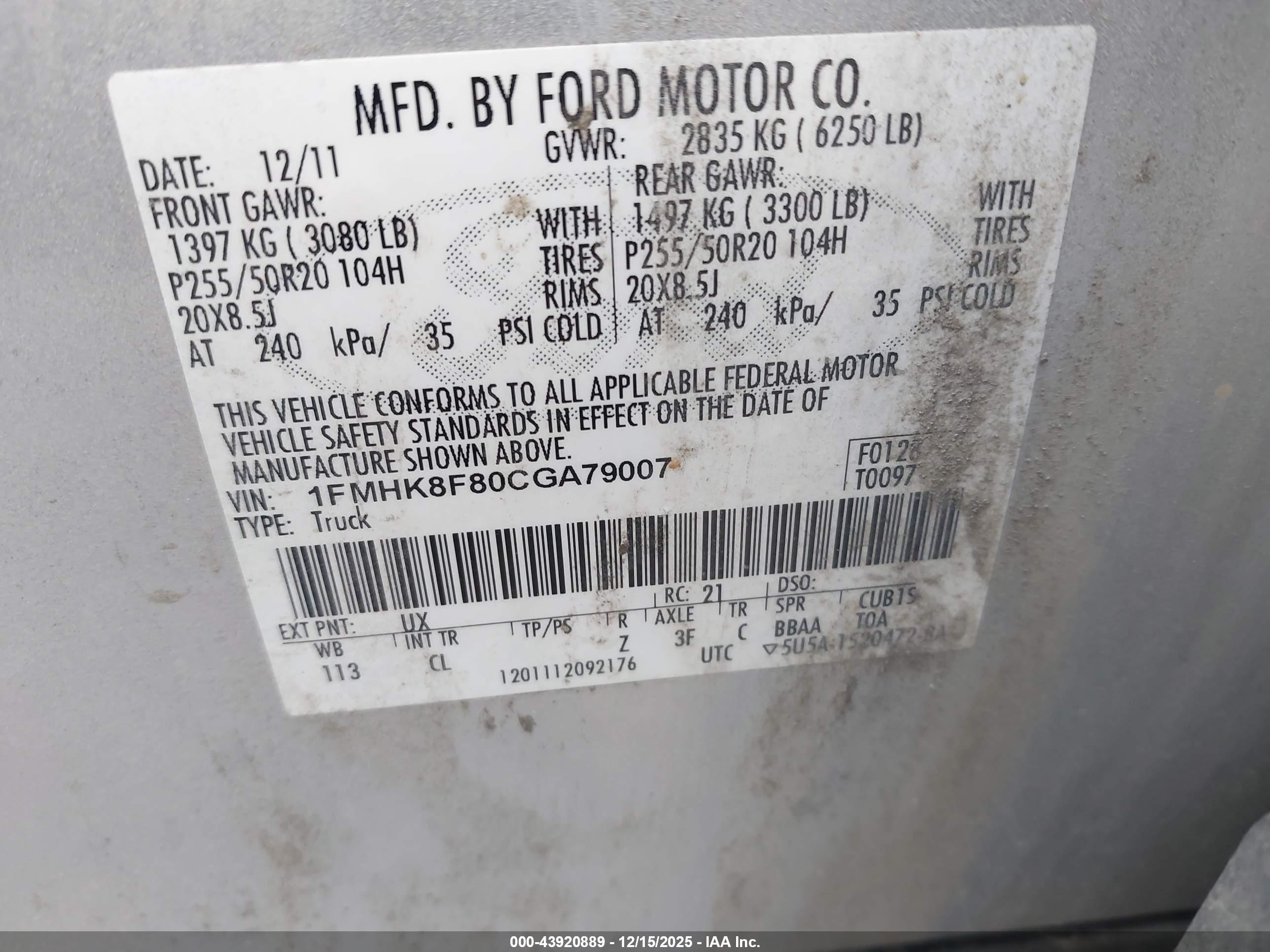 FORD EXPLORER image 9