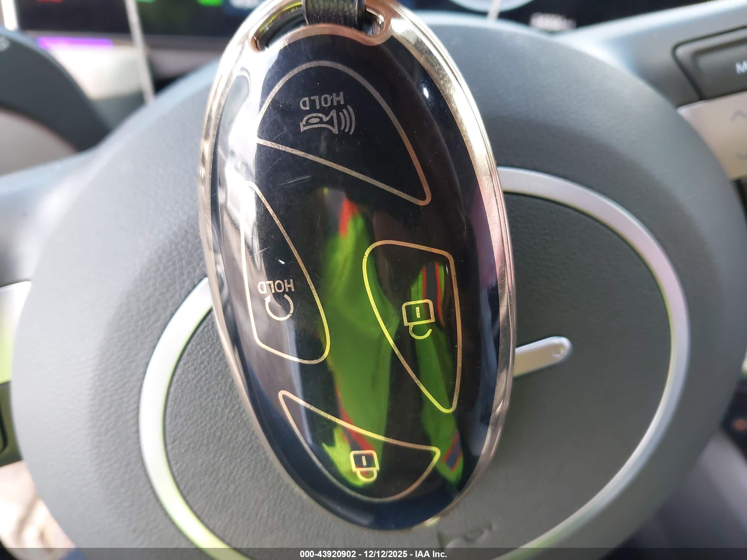 HYUNDAI SONATA image 11