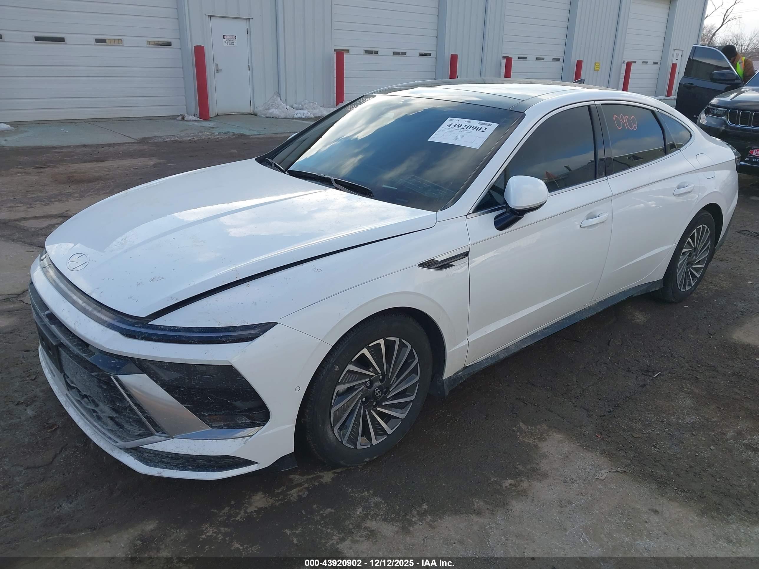 HYUNDAI SONATA image 2