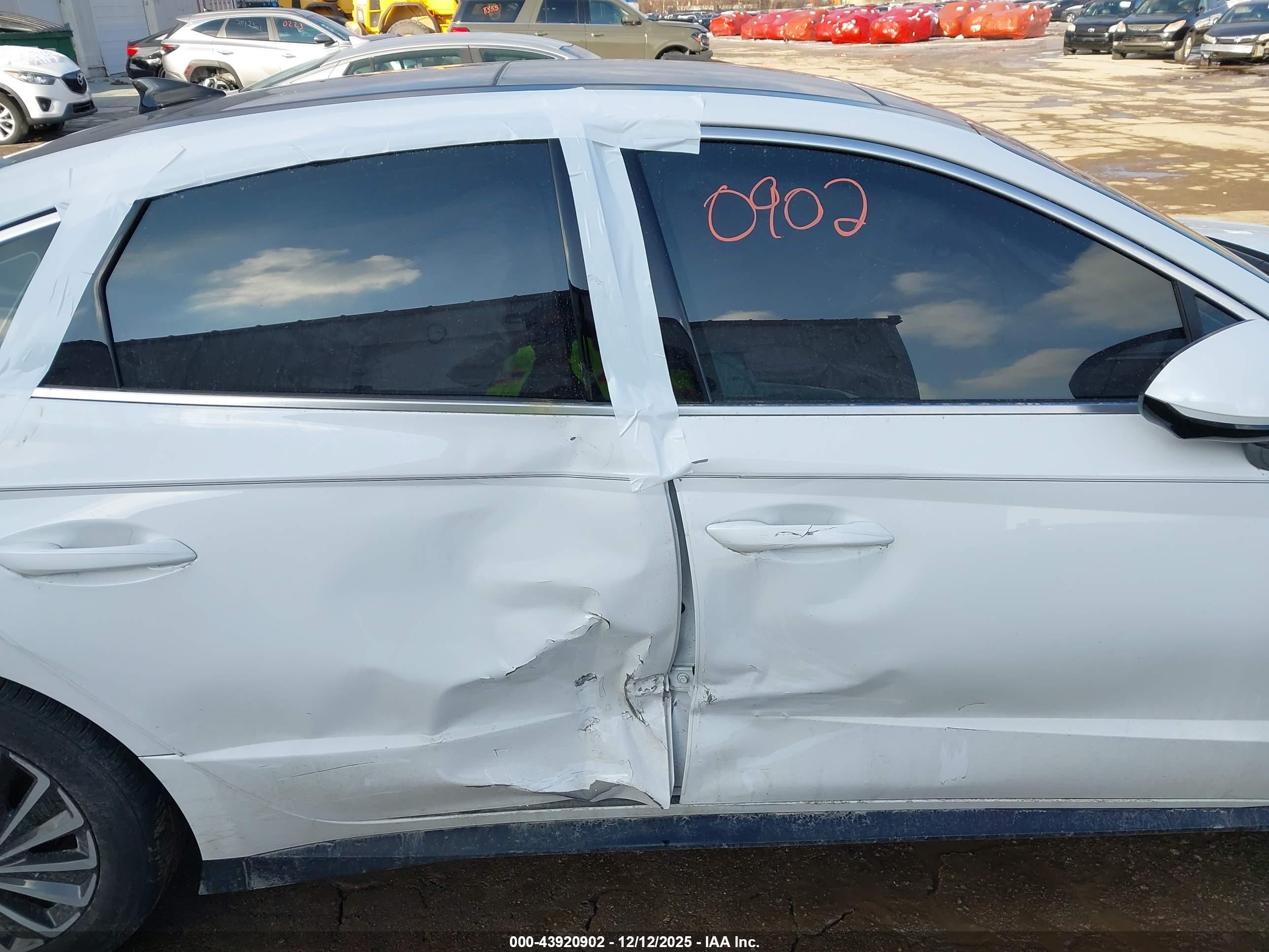 HYUNDAI SONATA image 6