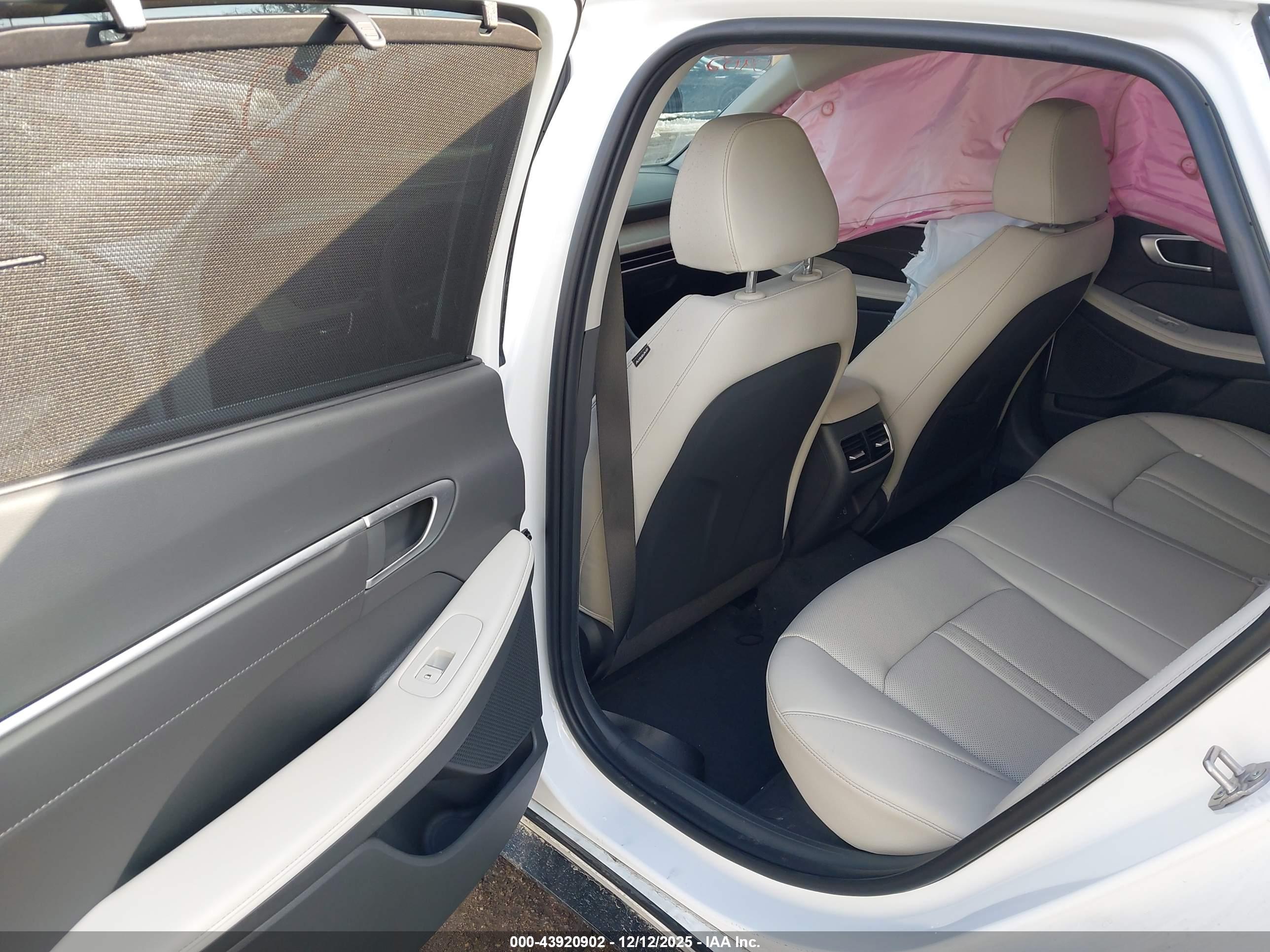 HYUNDAI SONATA image 8