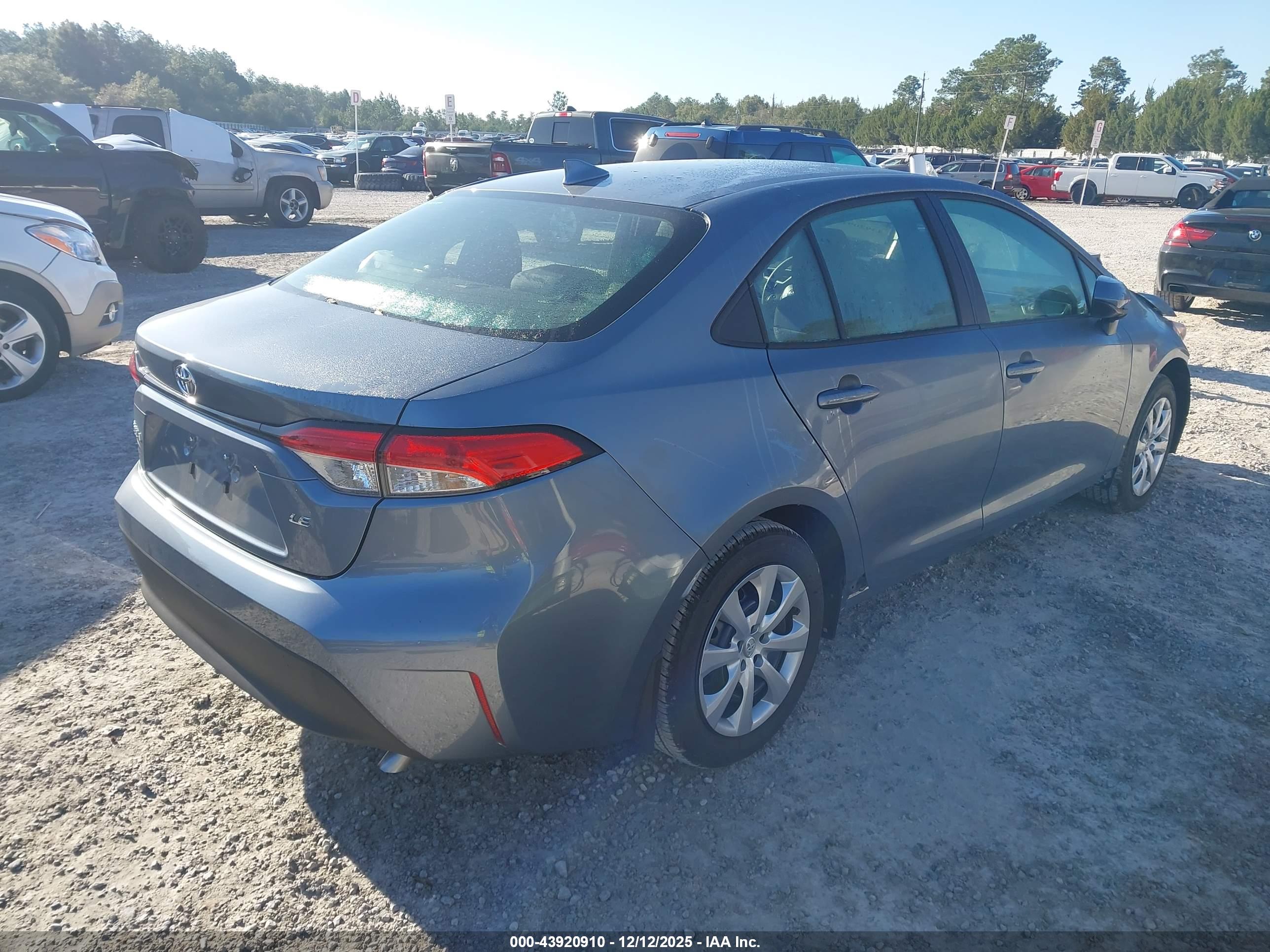 TOYOTA COROLLA image 4
