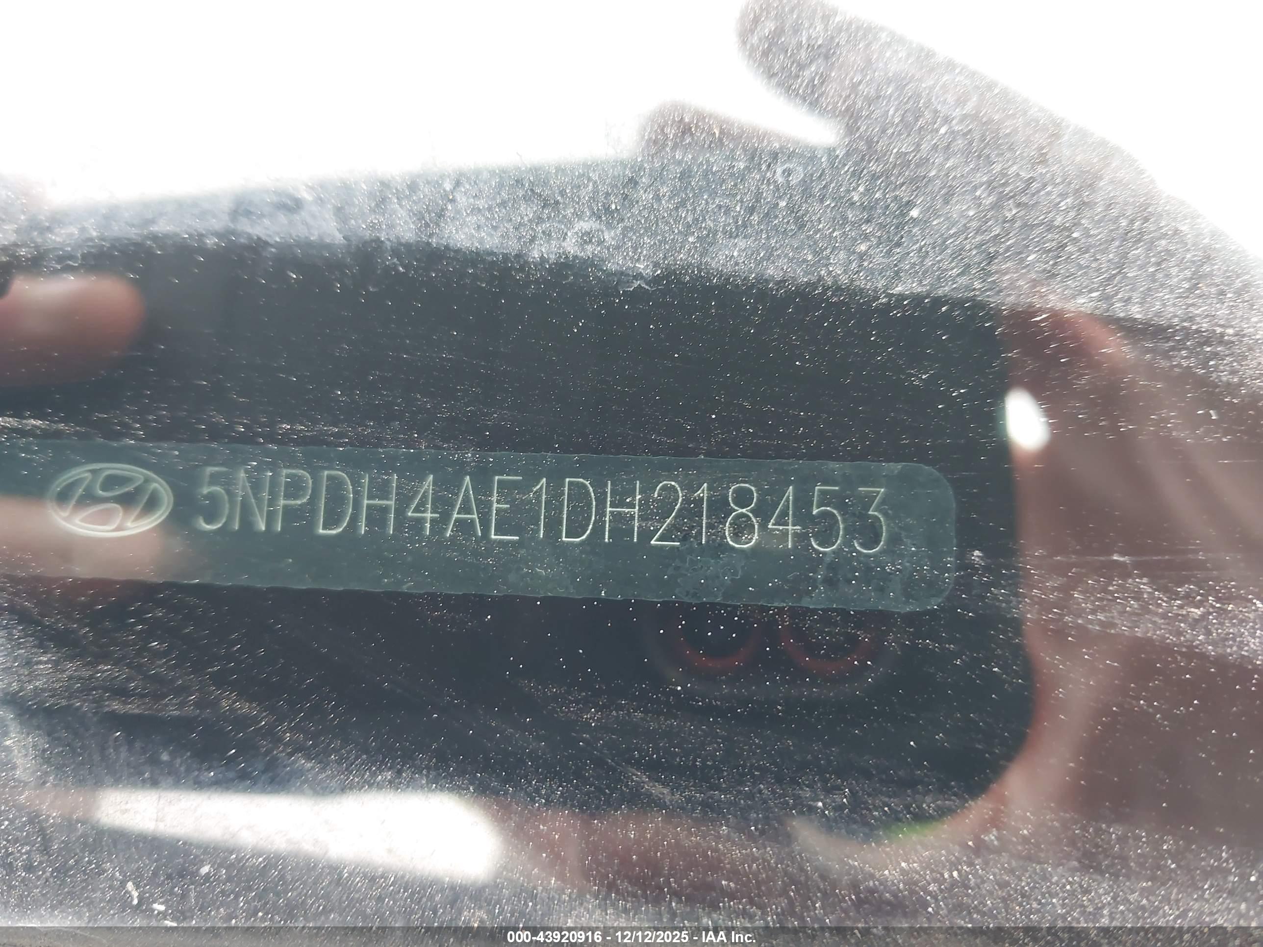 HYUNDAI ELANTRA image 9