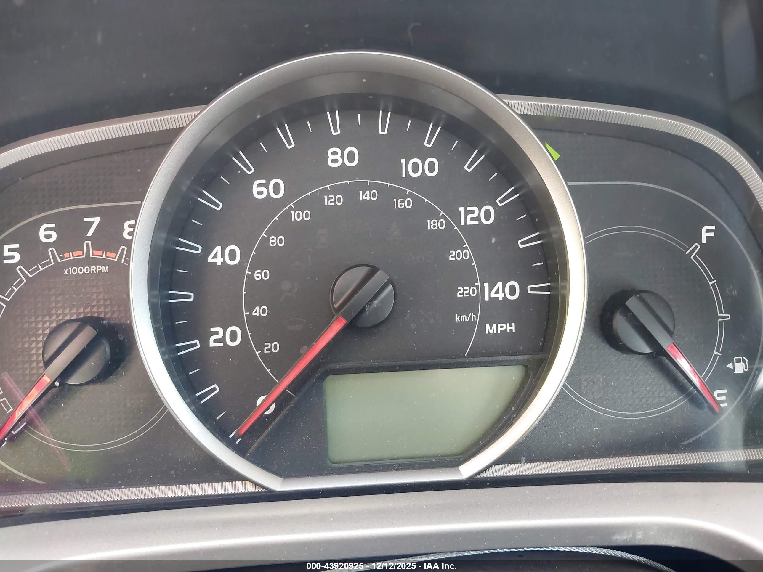 TOYOTA RAV4 image 7