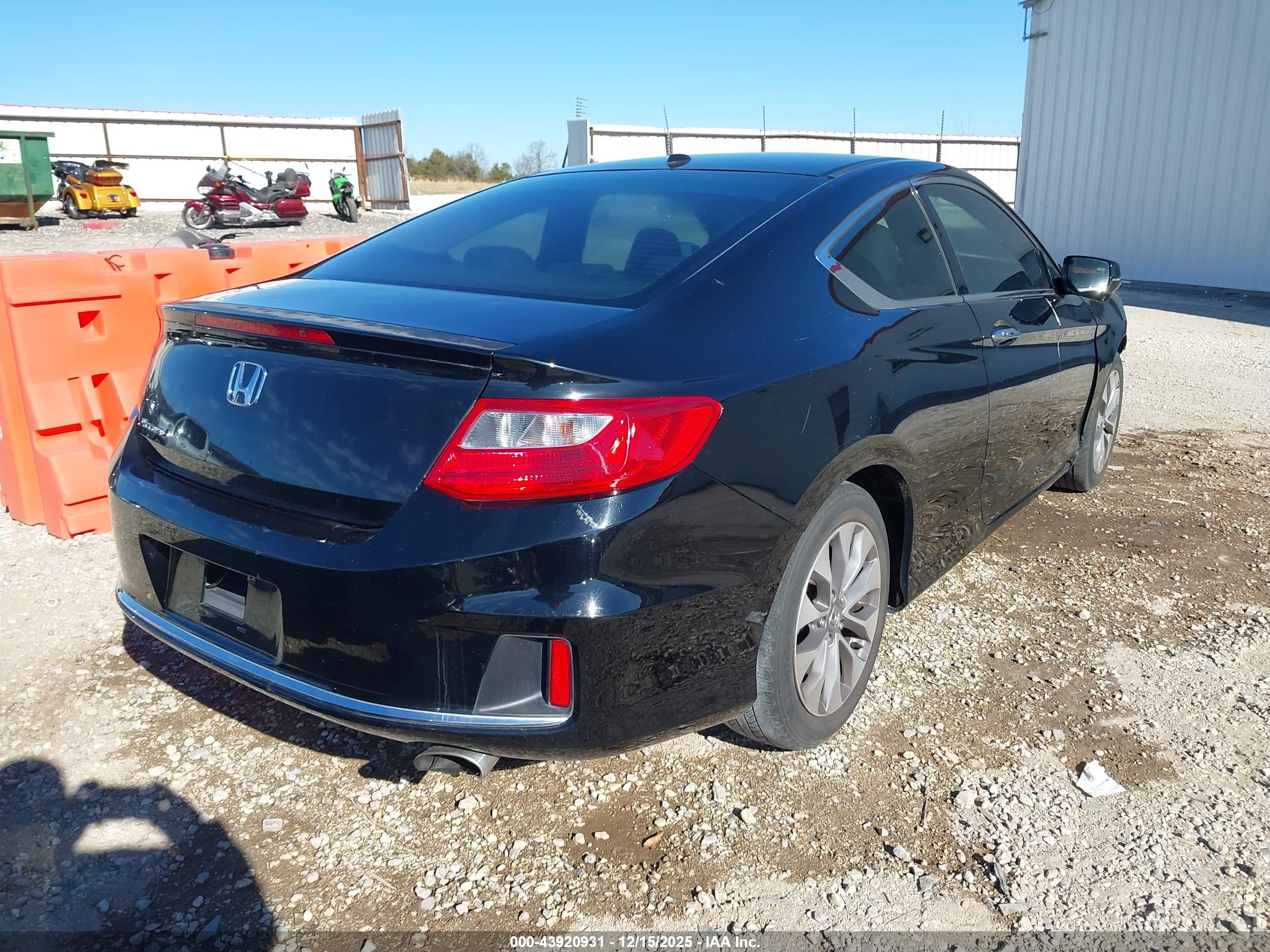 HONDA ACCORD image 4
