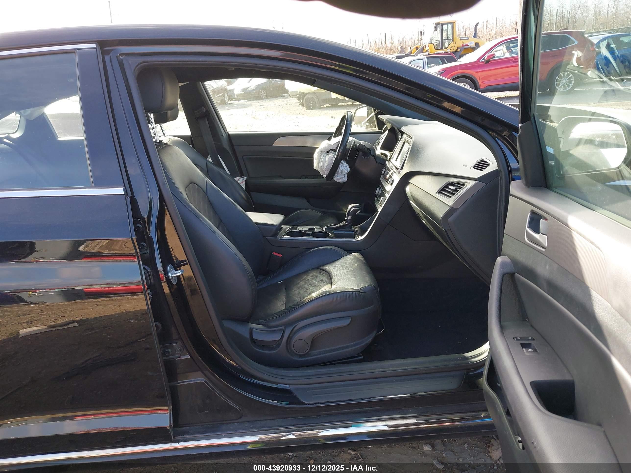 HYUNDAI SONATA image 5
