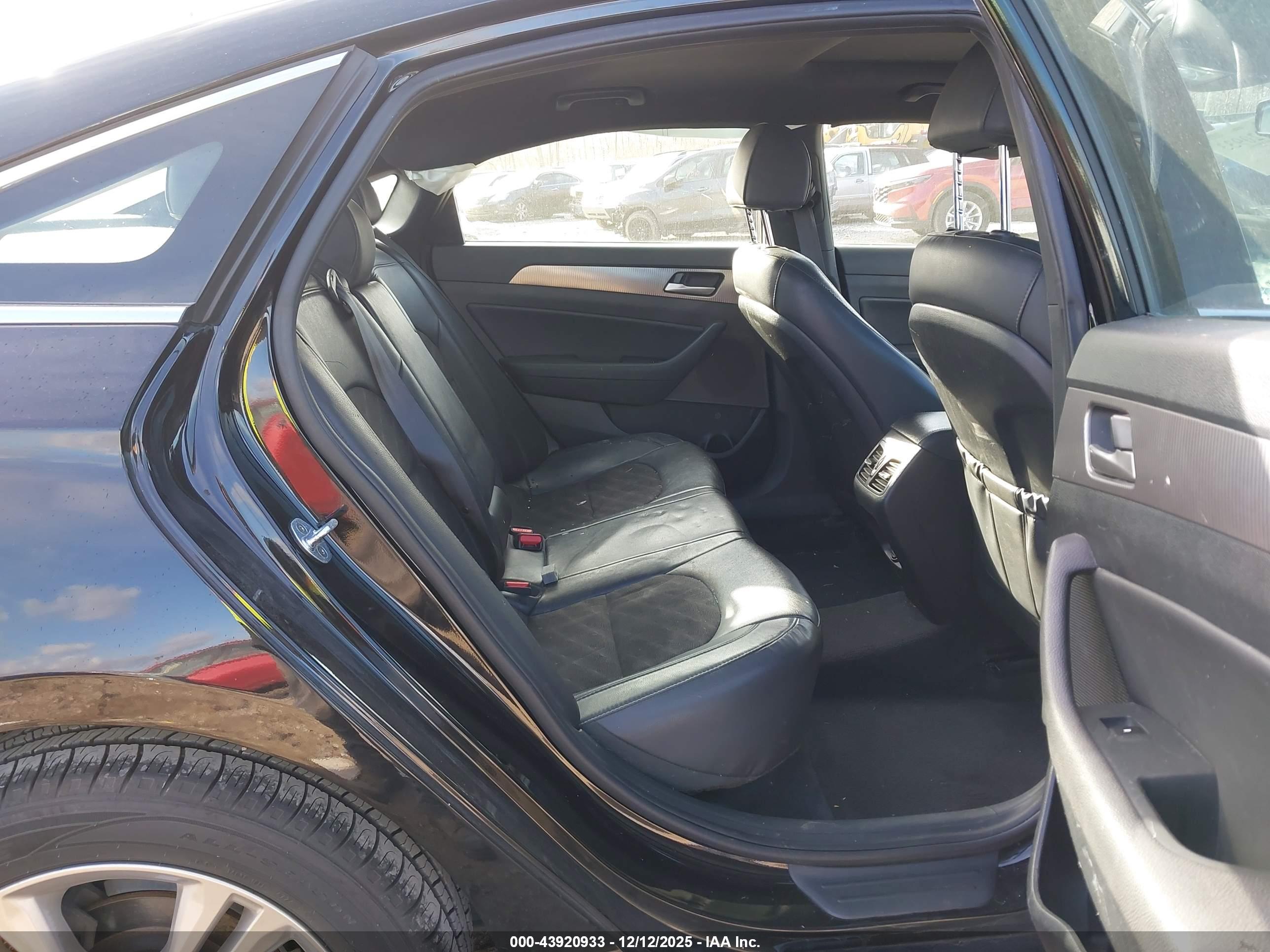 HYUNDAI SONATA image 8