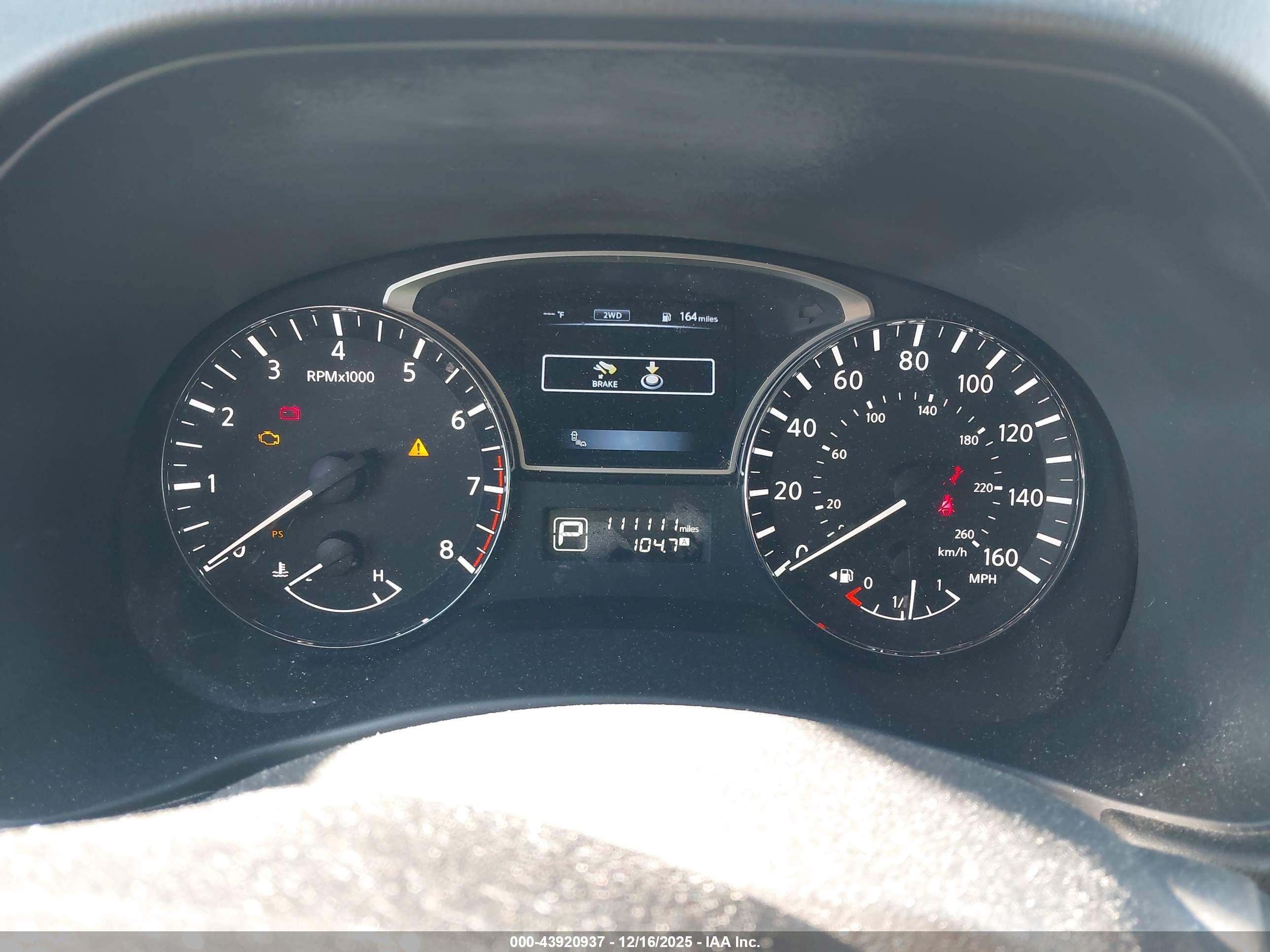 NISSAN PATHFINDER image 7