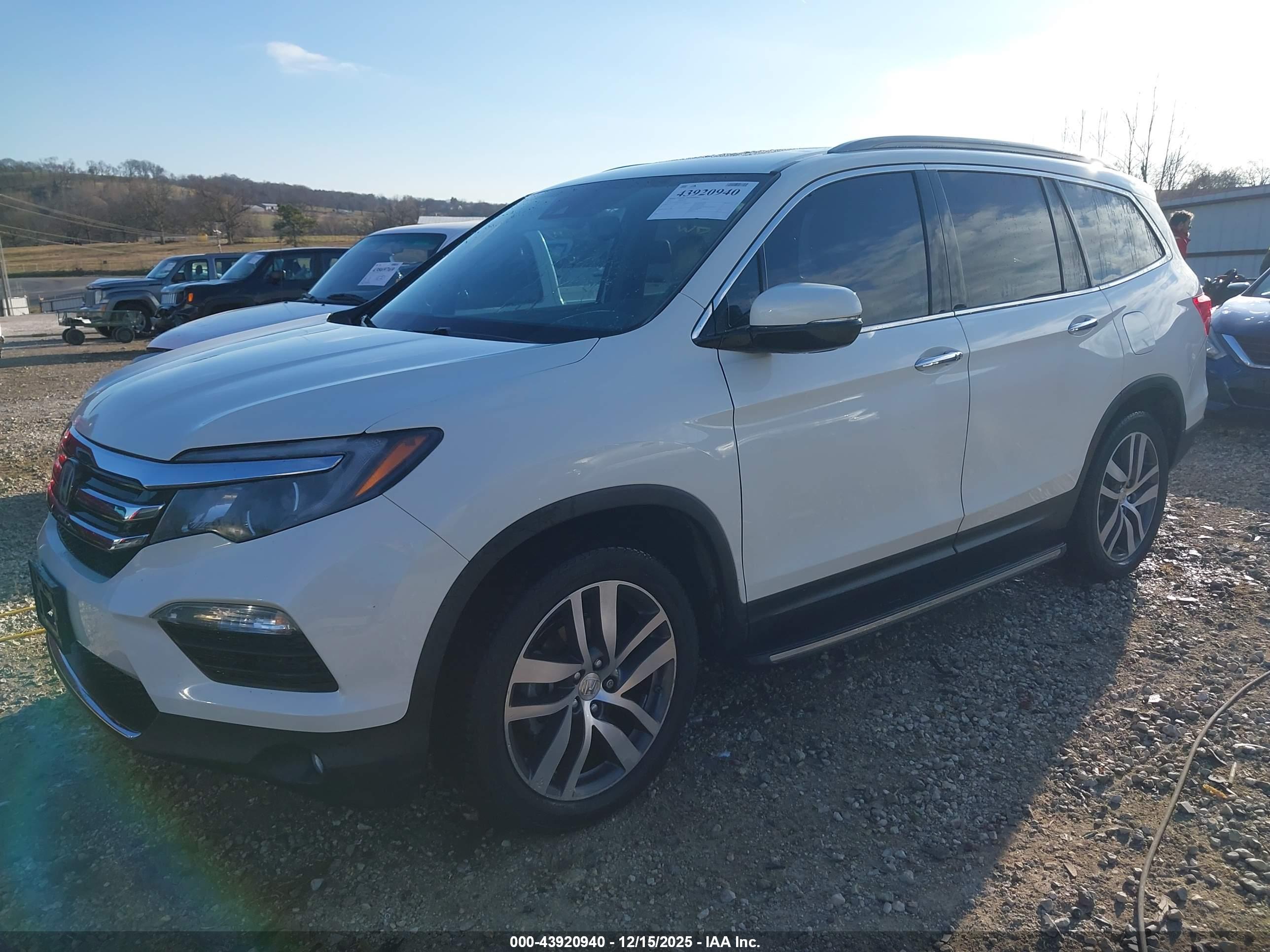 HONDA PILOT image 2