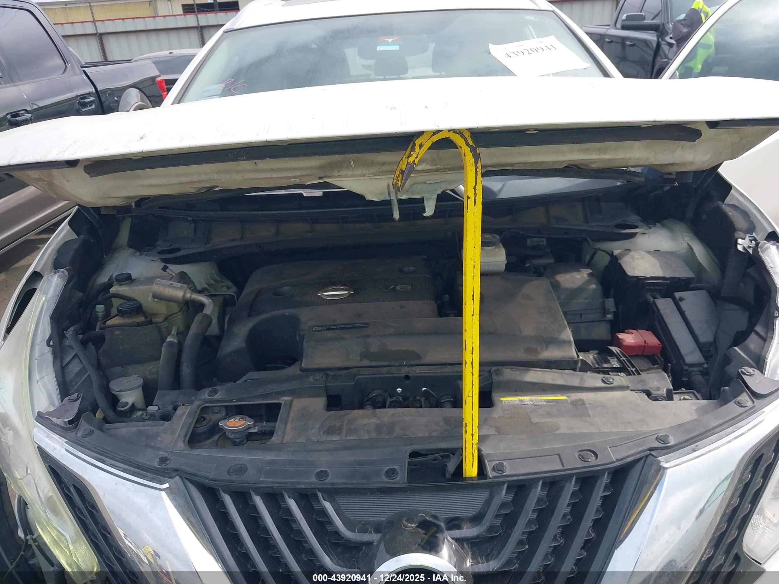 NISSAN MURANO image 10