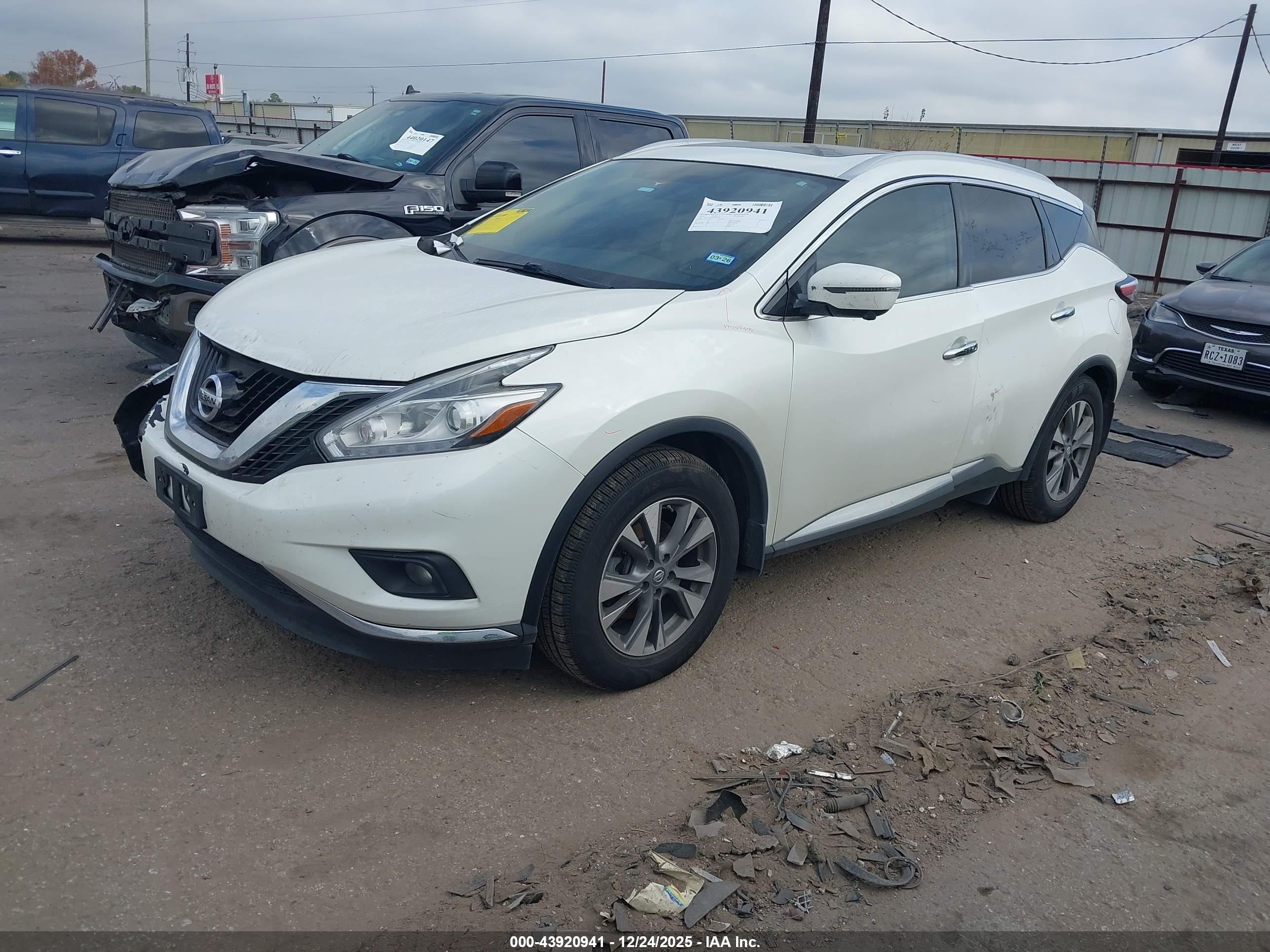 NISSAN MURANO image 2