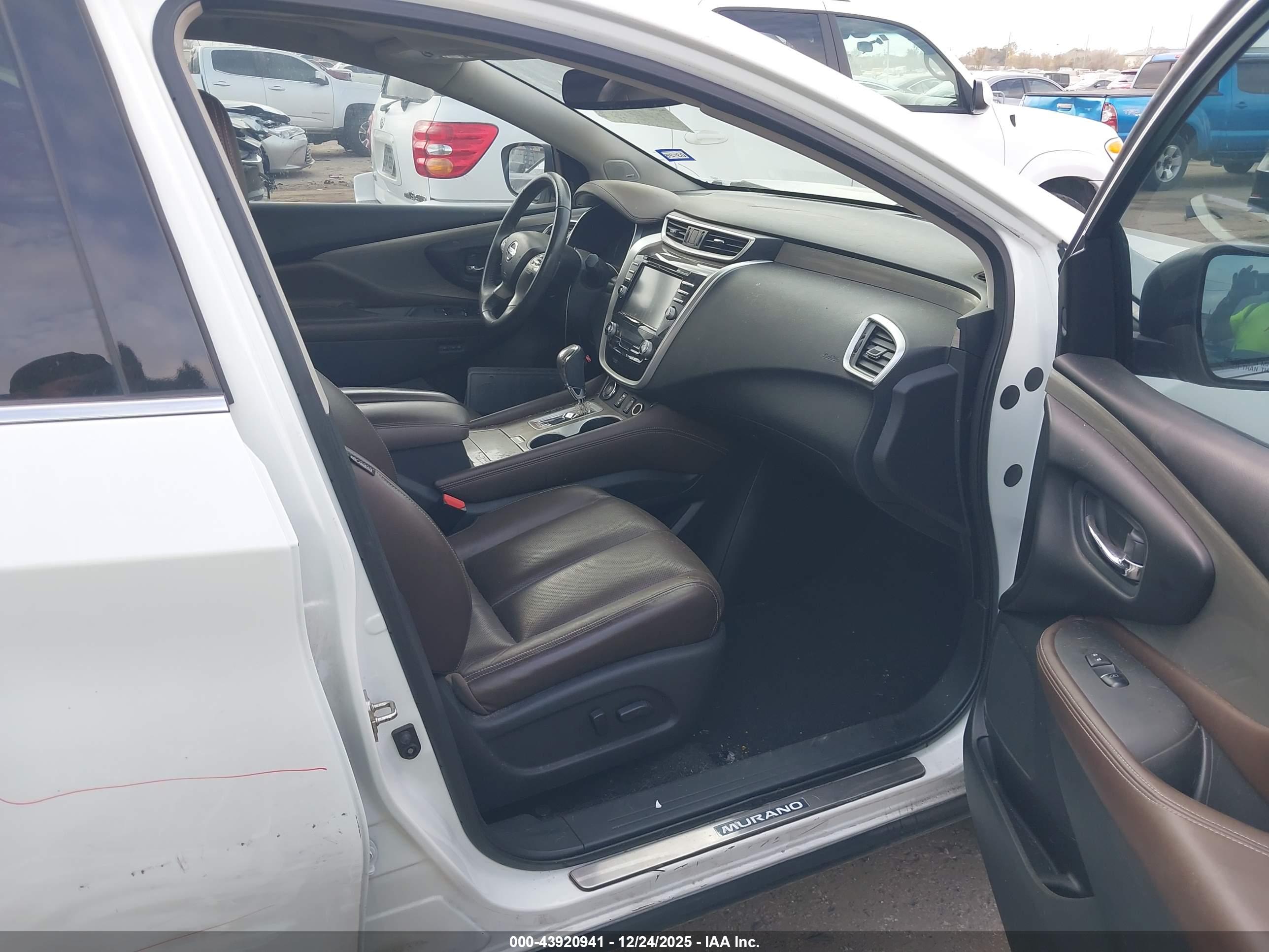 NISSAN MURANO image 5