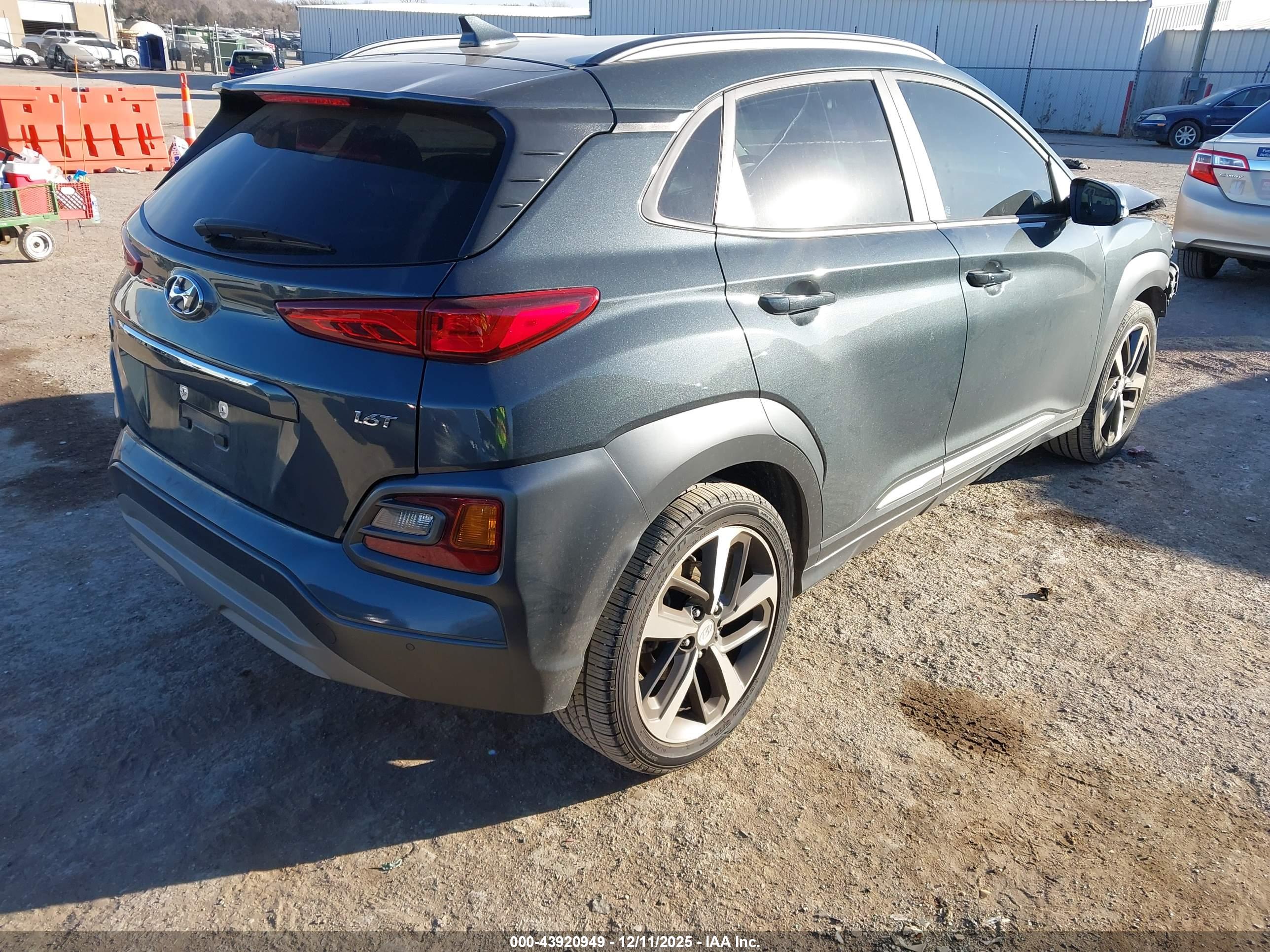 HYUNDAI KONA image 4