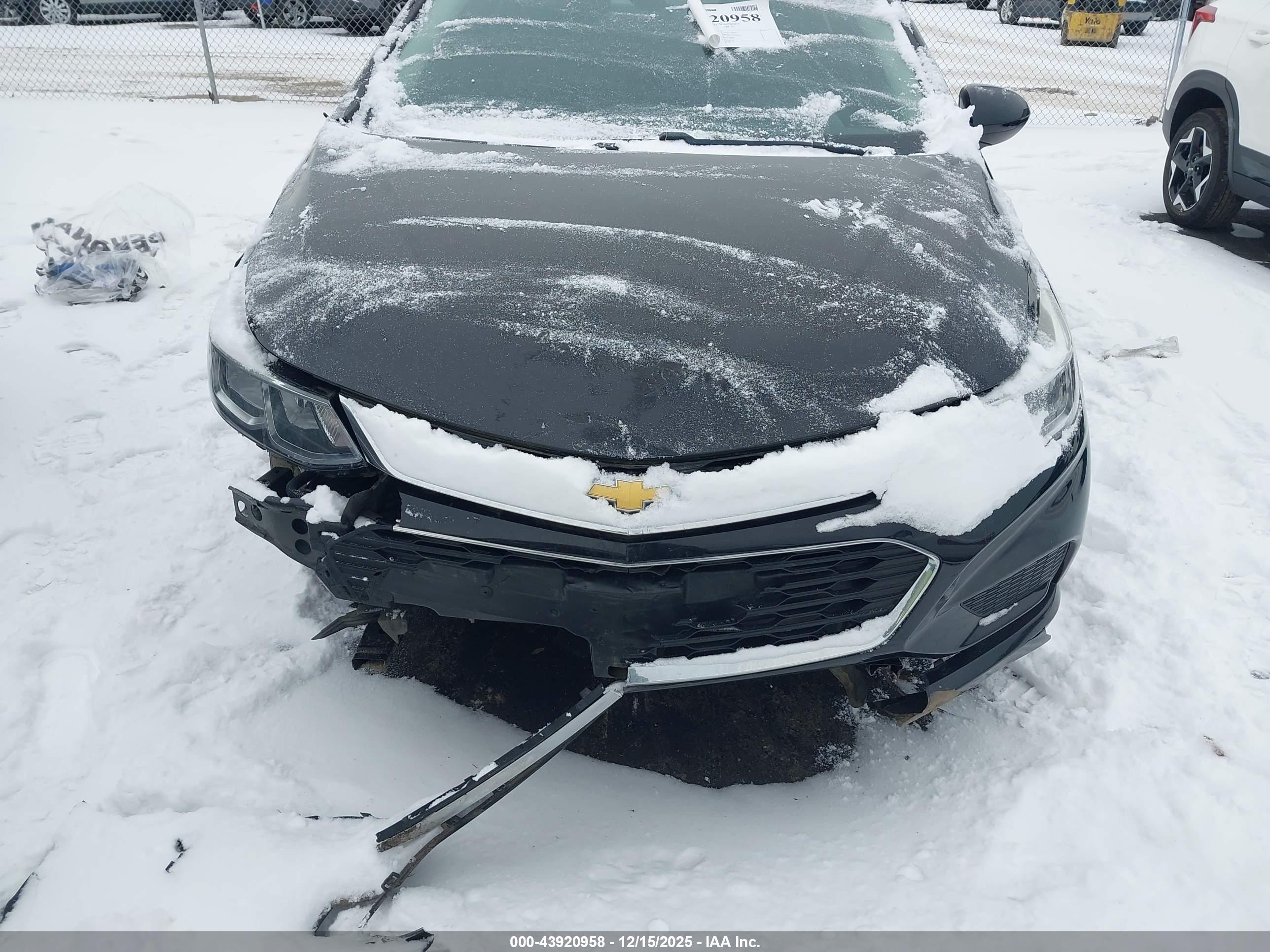 CHEVROLET CRUZE image 6