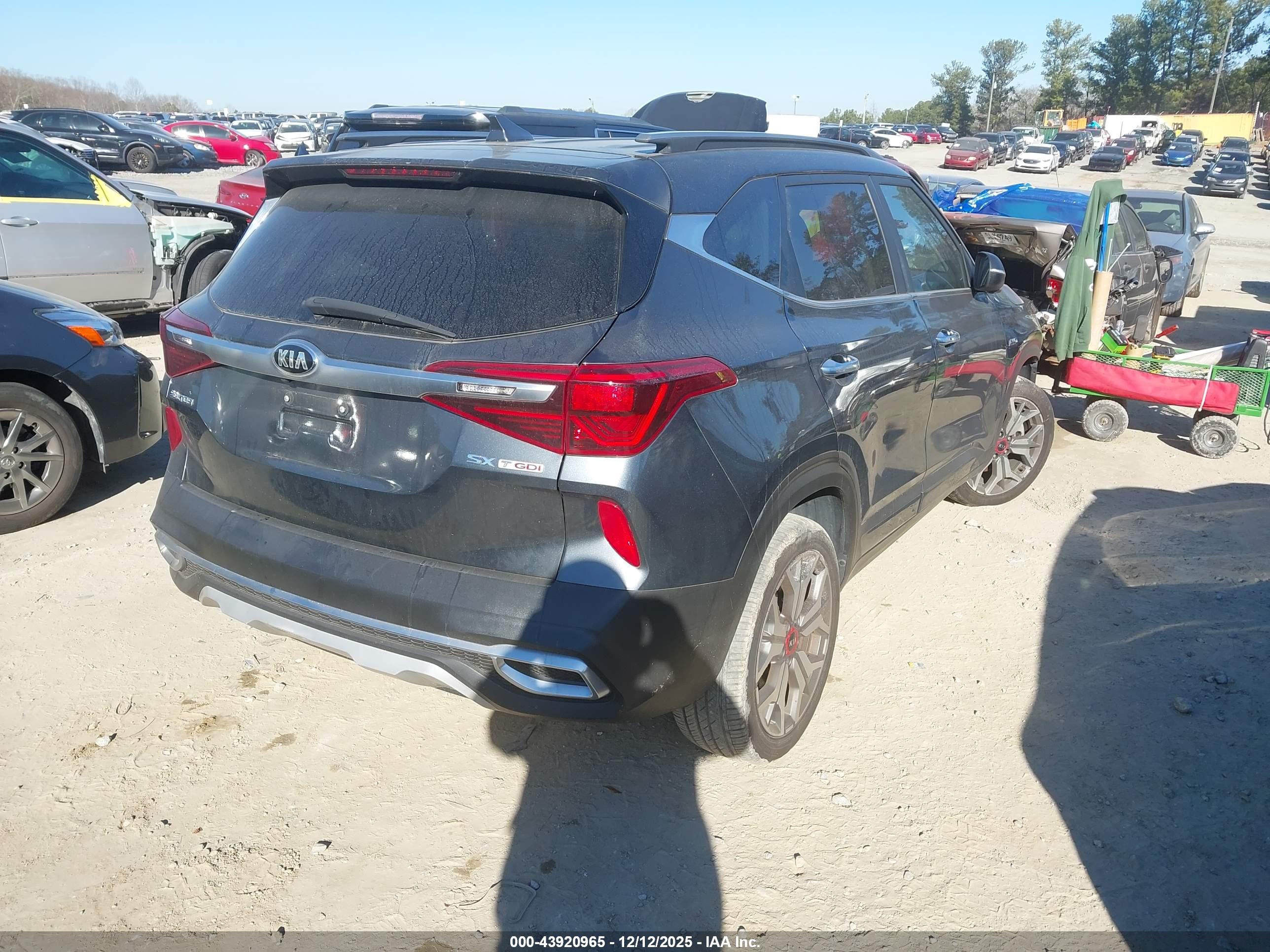 KIA SELTOS image 4