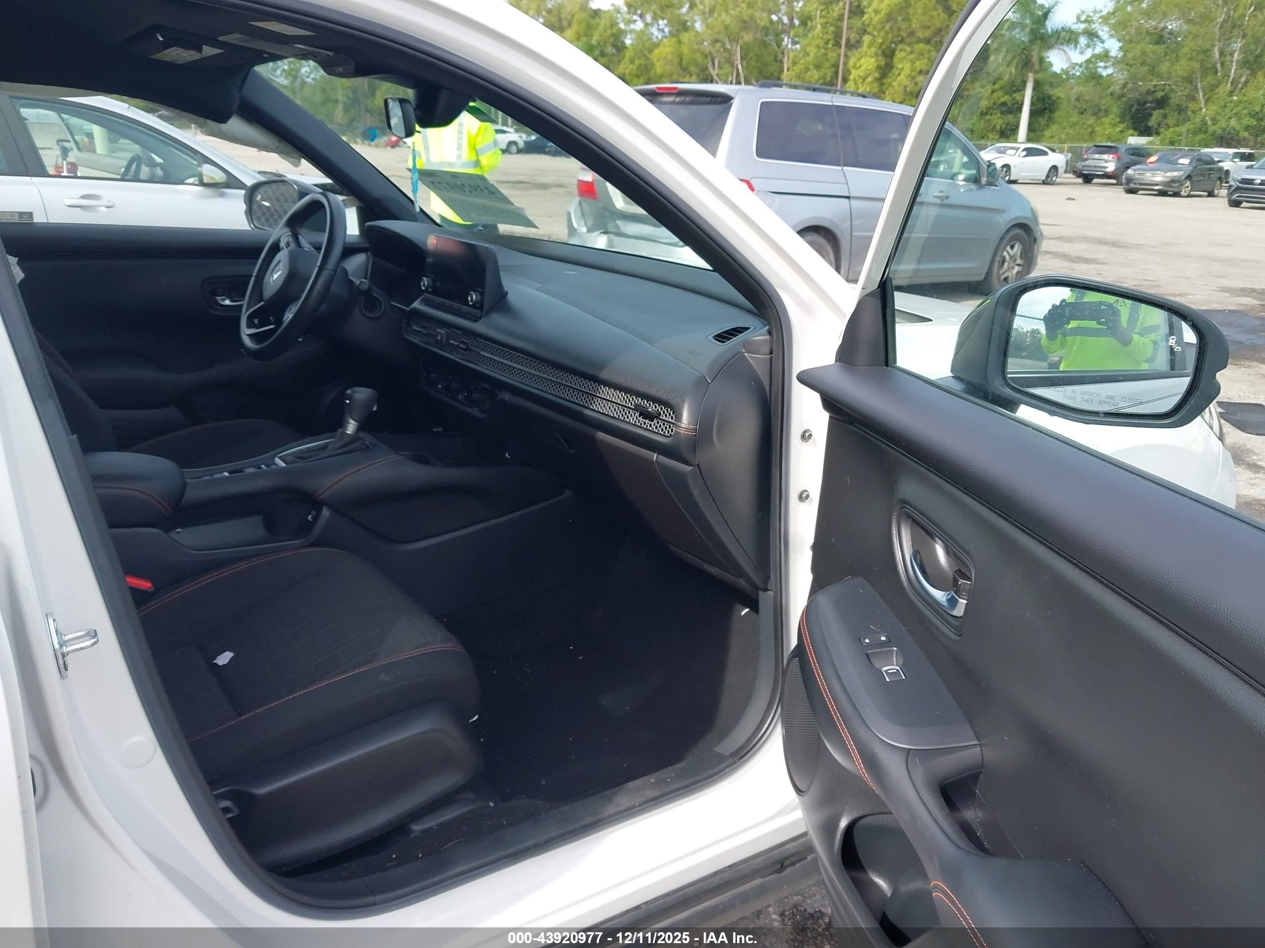 HONDA HR-V image 5