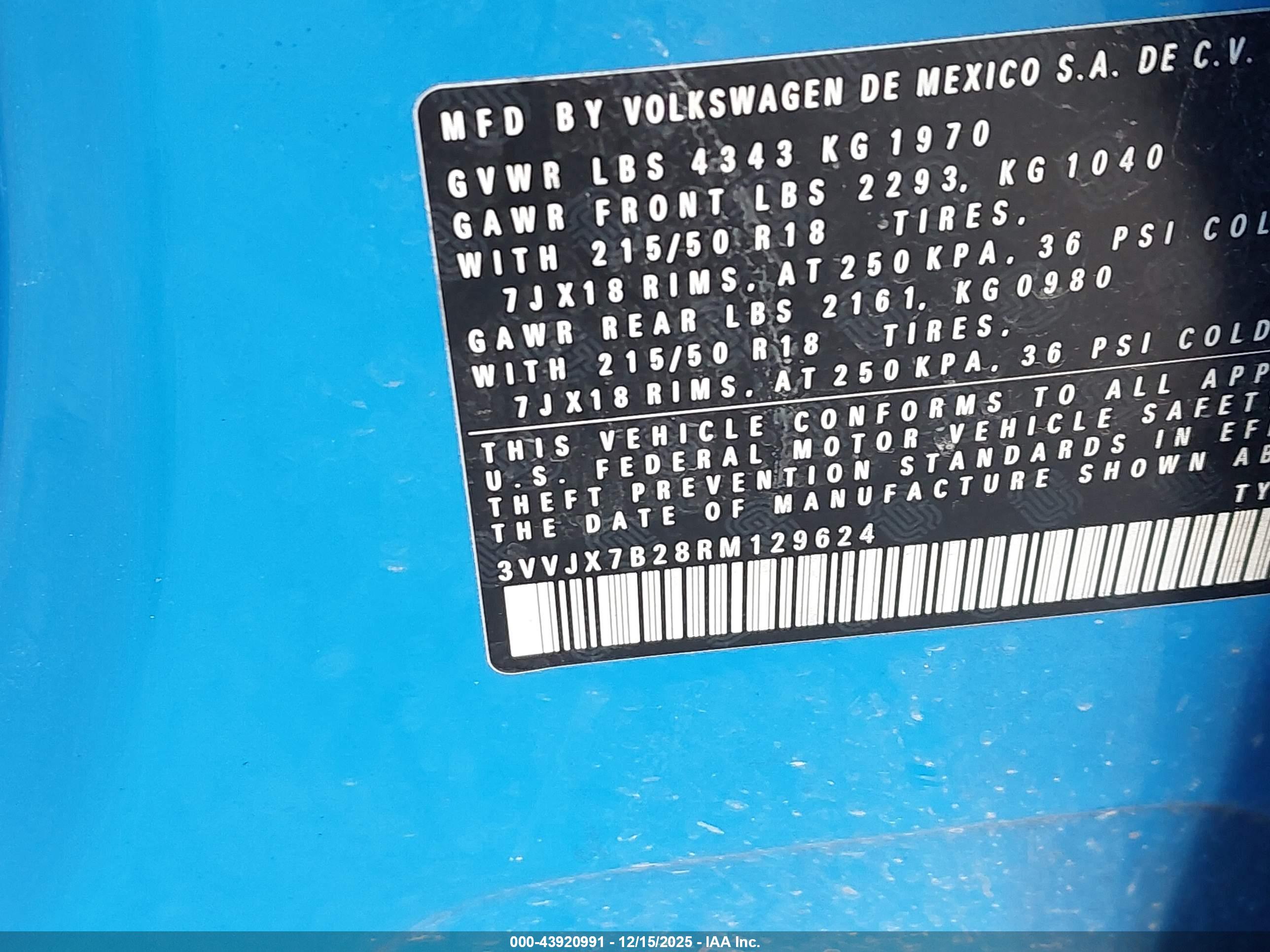 VOLKSWAGEN TAOS image 9