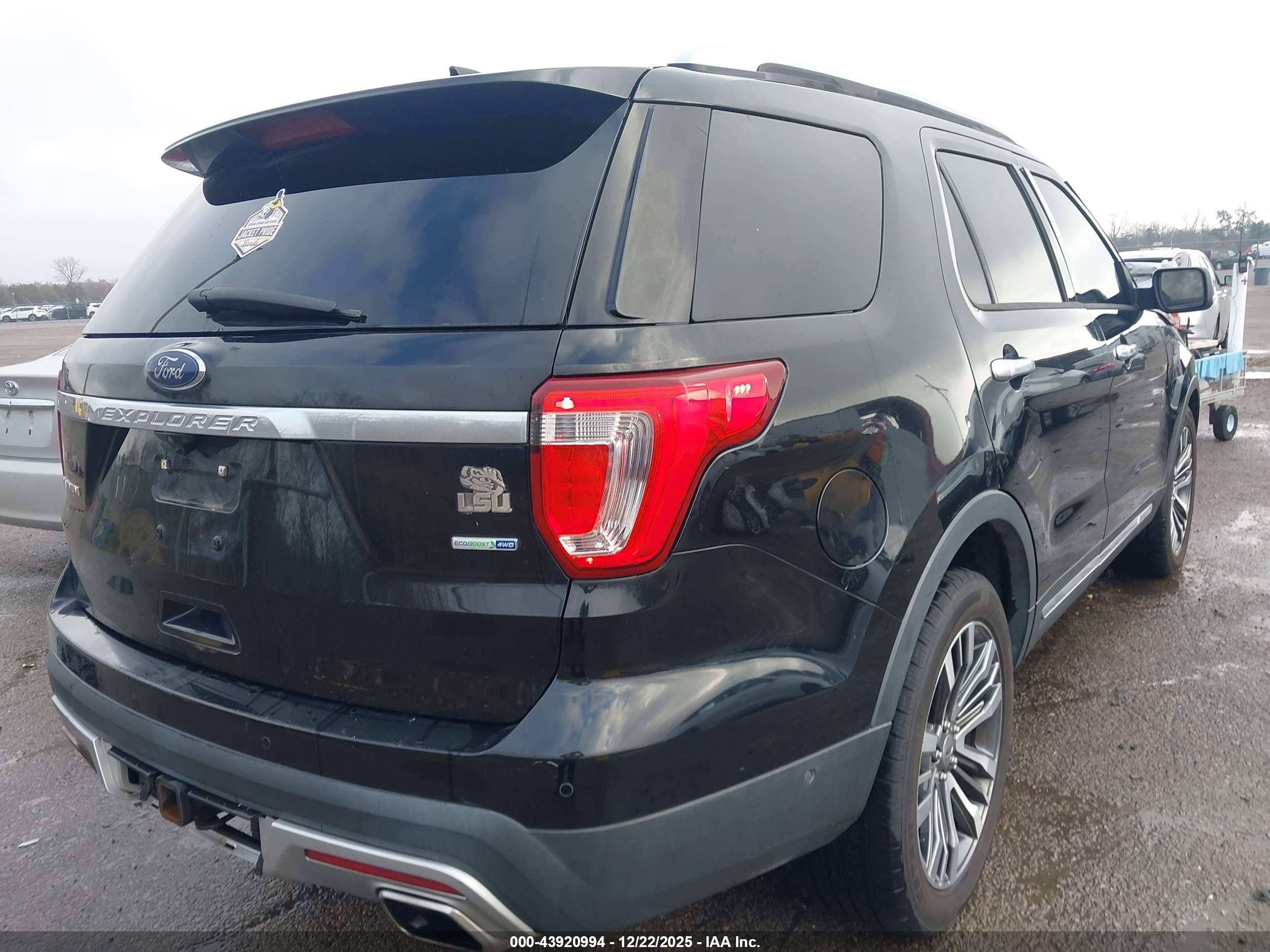 FORD EXPLORER image 4