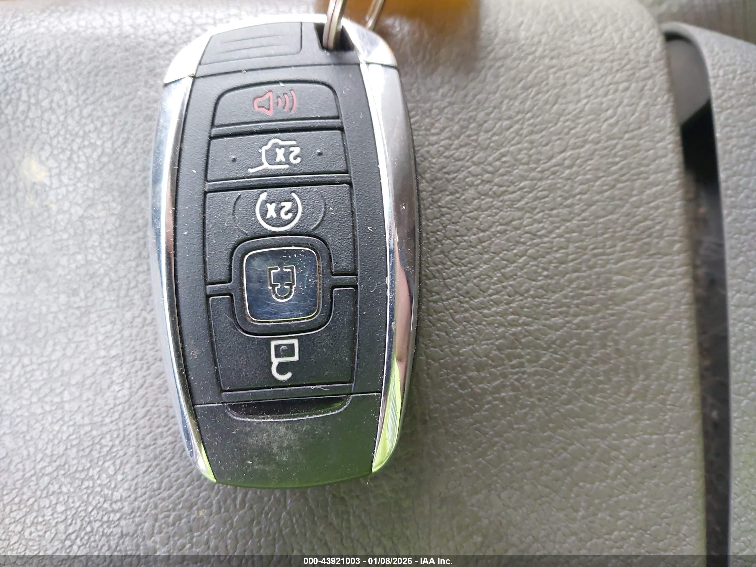 LINCOLN NAVIGATOR image 11
