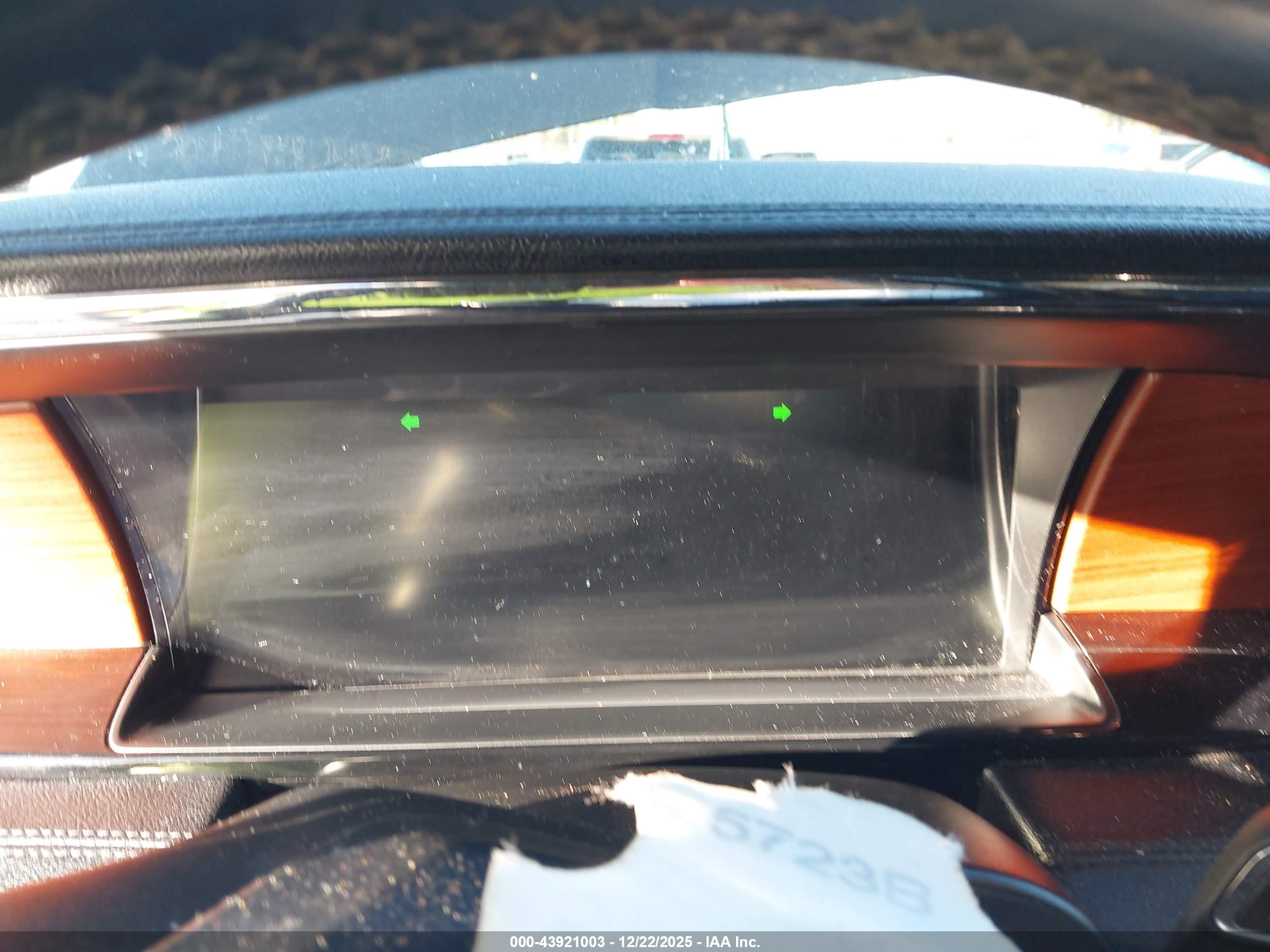 LINCOLN NAVIGATOR image 7
