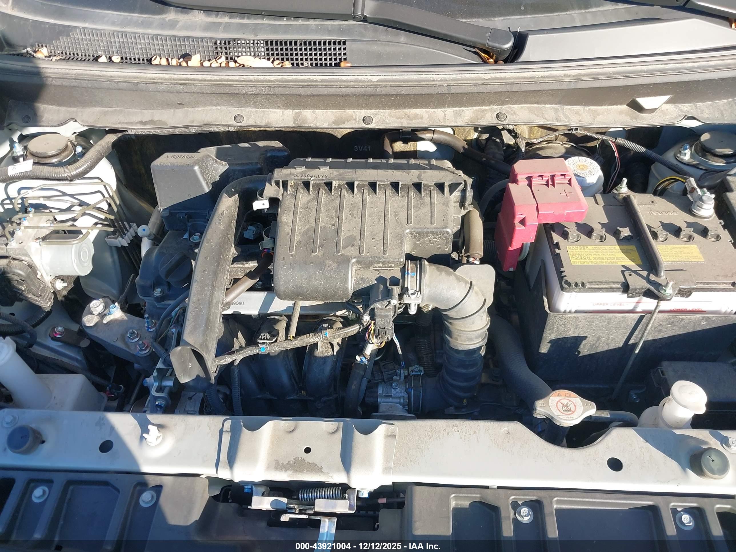 MITSUBISHI MIRAGE image 10