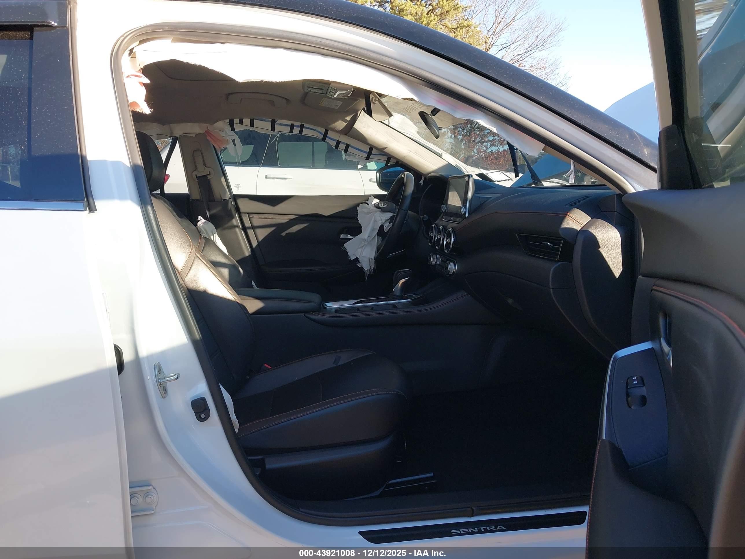NISSAN SENTRA image 5