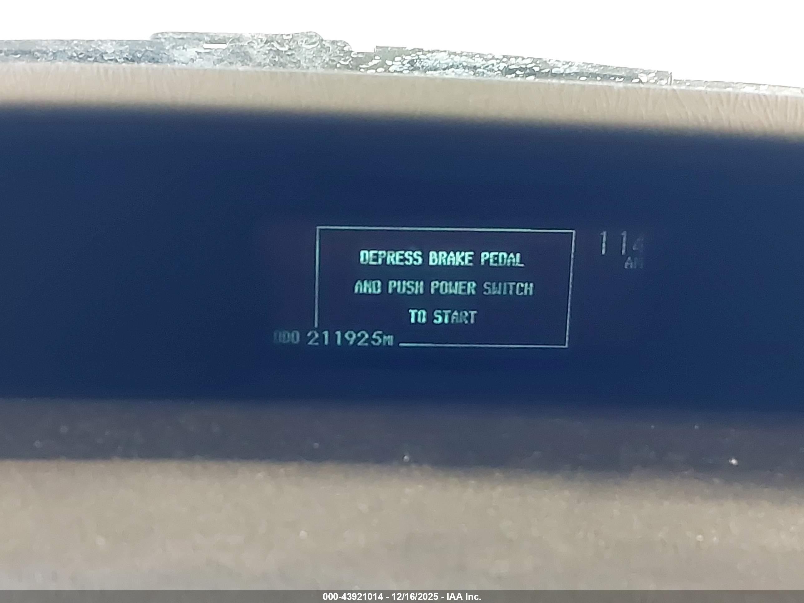 TOYOTA PRIUS image 7